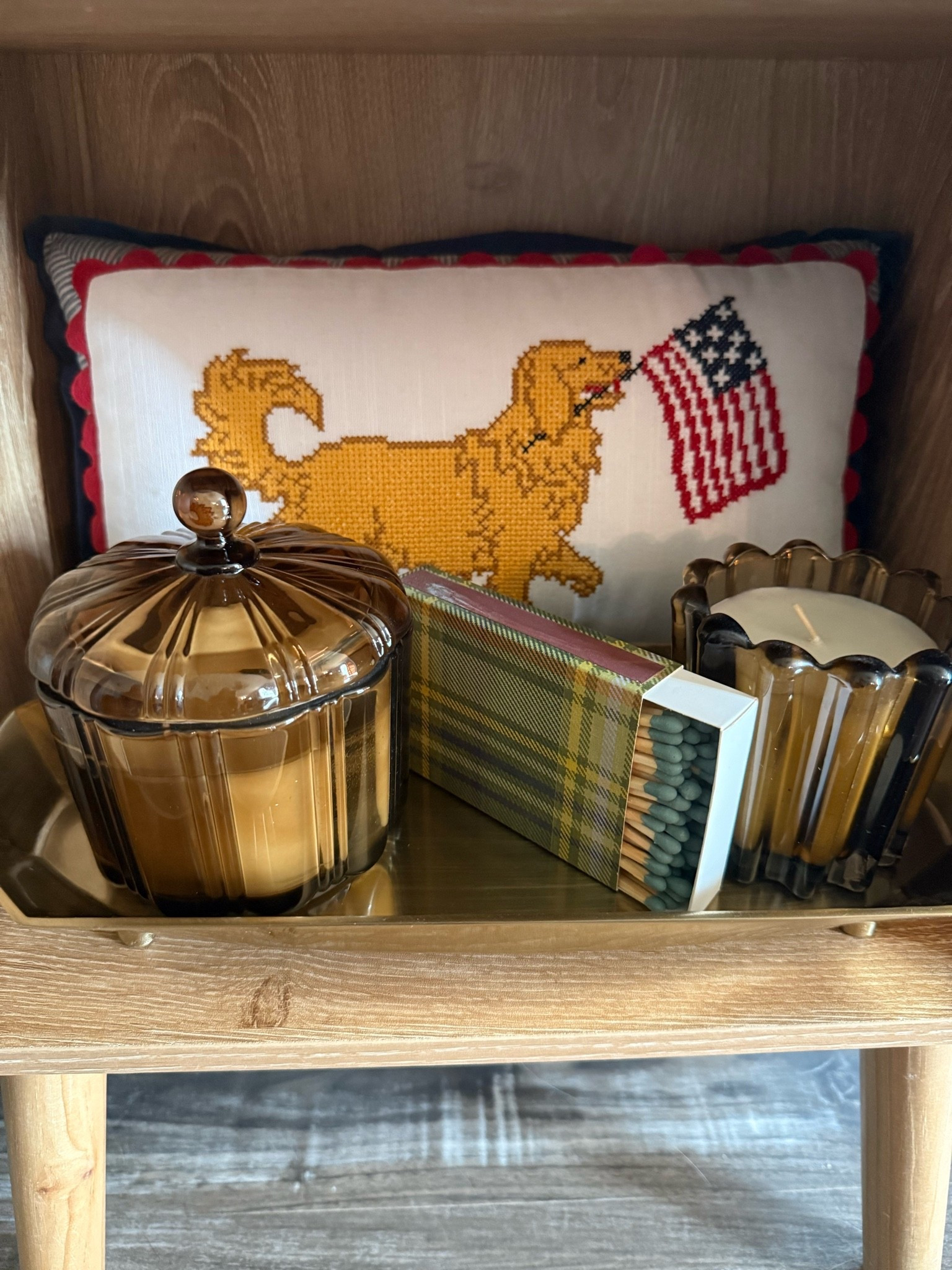 My favorite recent purchase … this pillow >>> 🤩


Homegoods find / Martha Stewart / vintage / vintage feel / cross stitch pillow / golden retriever/ golden mama / golden things / patriotic / Americana / American summer / summertime / summer vibes / home decor / boho home / styled / MDW / Memorial Day weekend

#LTKdayinmylife #LTKHome #LTKSeasonal