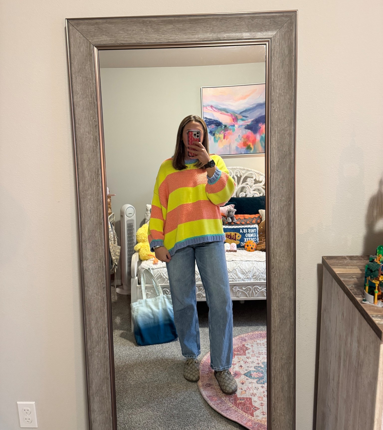 TODAYS FIT 🤍 small in sweater and size 6 in jeans 