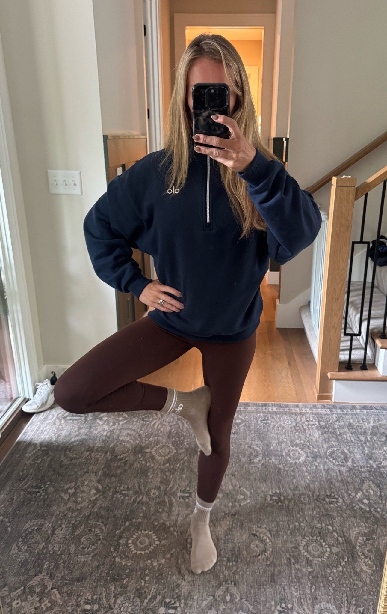 Every mom needs a good cute but lazy day fit!  I’m wearing the CRZ leggings and Alo everything else.  I’ll tag the Alo leggings as well incase you prefer those!

#LTKootd #LTKmomlife #LTKOver40