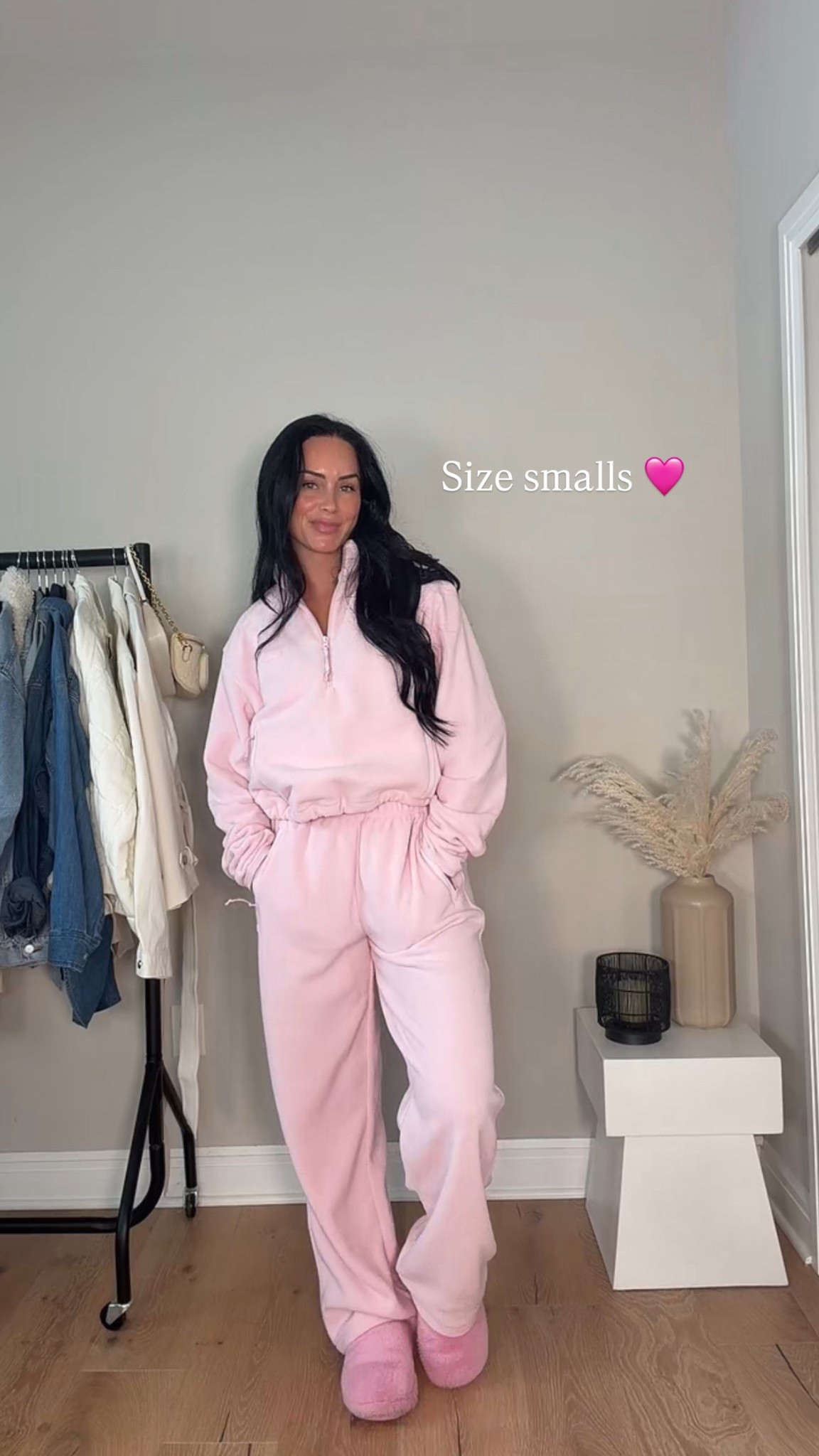  It’s new skims arrivals ❄️

My sizing 5’7, 145lbs, 32dd


SKIMS outfit, SKIMS knit set, cozy winter outfit, comfy lounge set, matching knit set, winter loungewear, soft knit fabric, thick cozy material, neutral lounge wear, elevated basics, cozy girl aesthetic, winter comfort, stay-in outfit, minimalist style, everyday lounge look, SKIMS knit matching set, women’s winter loungewear, cozy neutral lounge outfit, thick knit fabric set, soft comfortable winter outfit, minimalist lounge style 