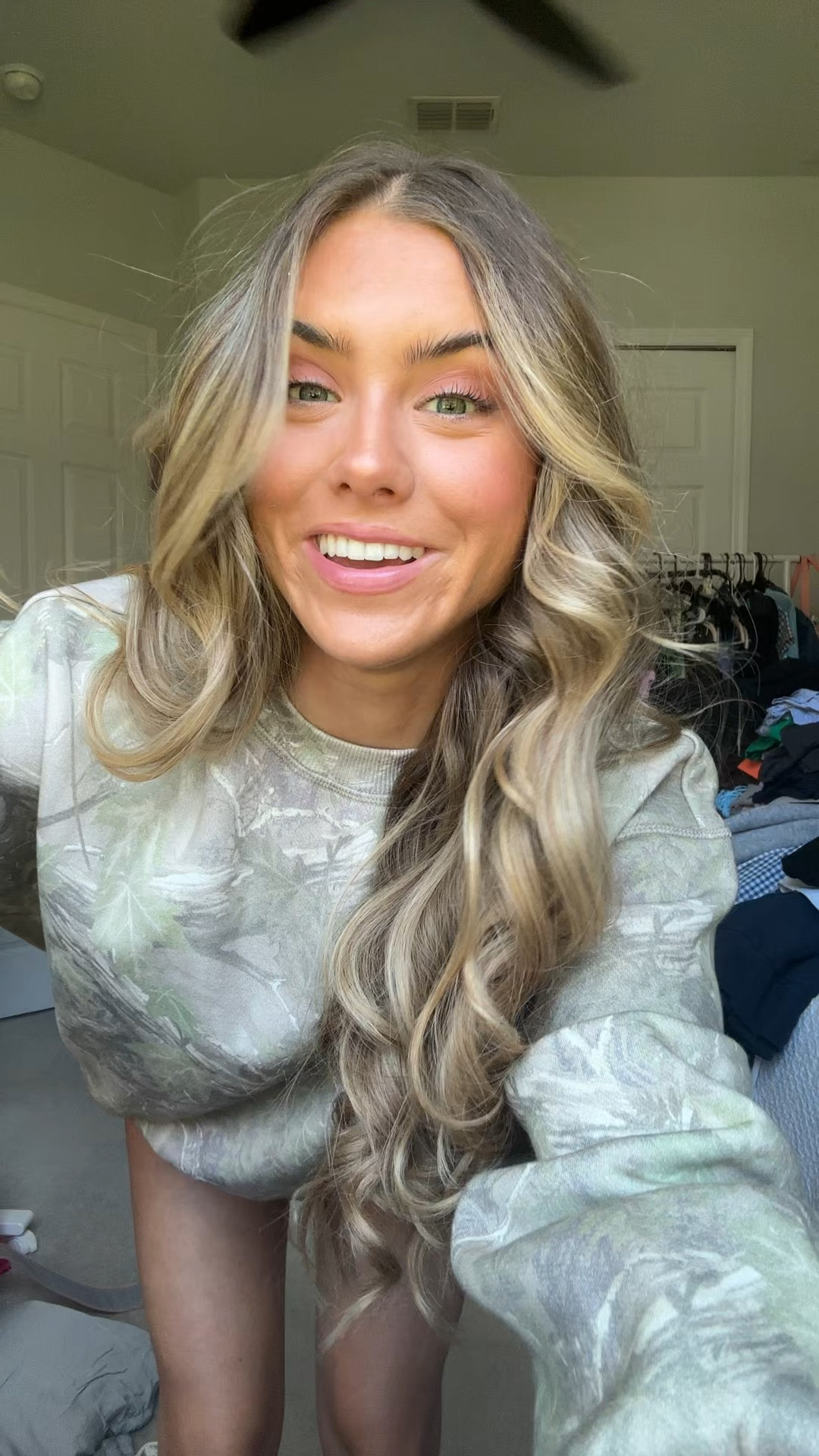 @pacsun size xs The Tree Camo Crew Neck Sweatshirt from PacSun adds a bold touch to your casual wardrobe with its camouflage print. It features long sleeves with dropped shoulders, a crew neckline, ribbed trimming, and an oversized fit for a trendy and comfortable look

#LTKFindsUnder50 #LTKSaleAlert #LTKFindsUnder100