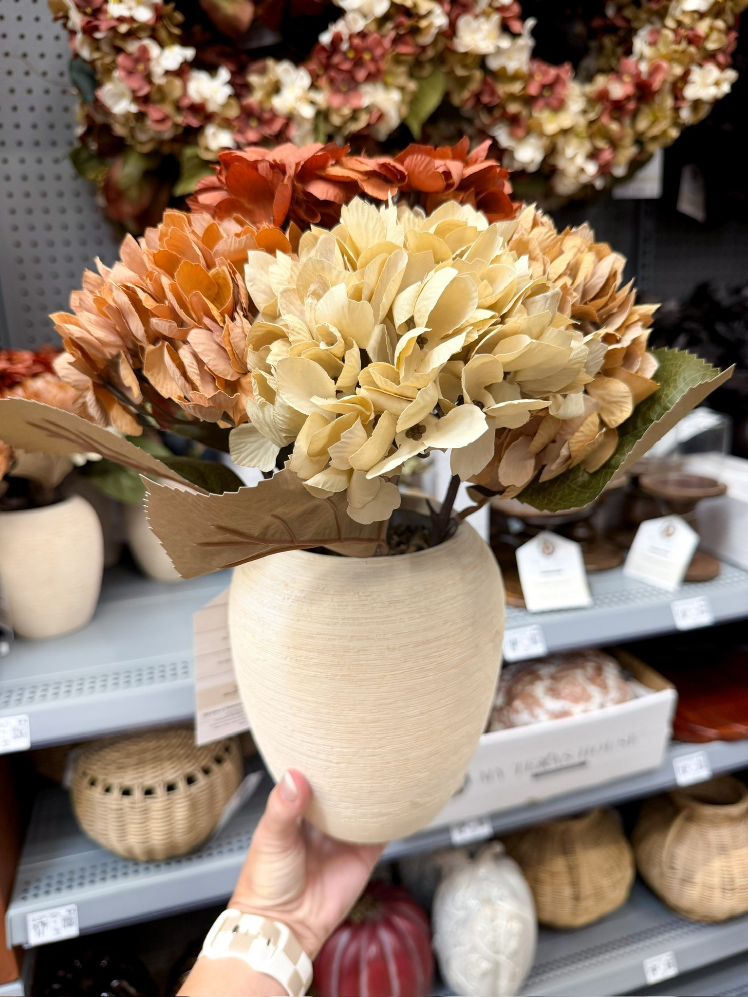 Inexpensive Fall Refresh decor from @Walmart. They have some really pretty faux flowers and vases. Great arrangements for now though Thanksgiving 🍁🦃

//
Walmart faux flowers
Walmart fall arrangements
Fall vases

#LTKdayinmylife #LTKSeasonal #LTKHome