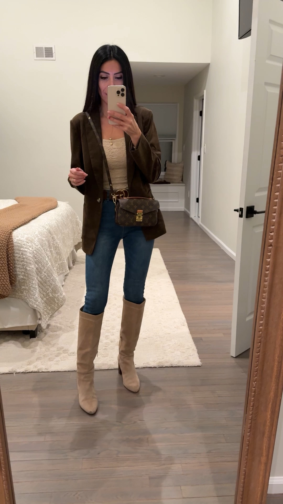 This pair of skinny jeans are my new favorite! I got the free people ones few weeks ago and they are great pull on but this…are extremely stretchy, super comfortable and fleece lined! Such a win! 

#LTKootd #LTKgrwm #LTKHoliday