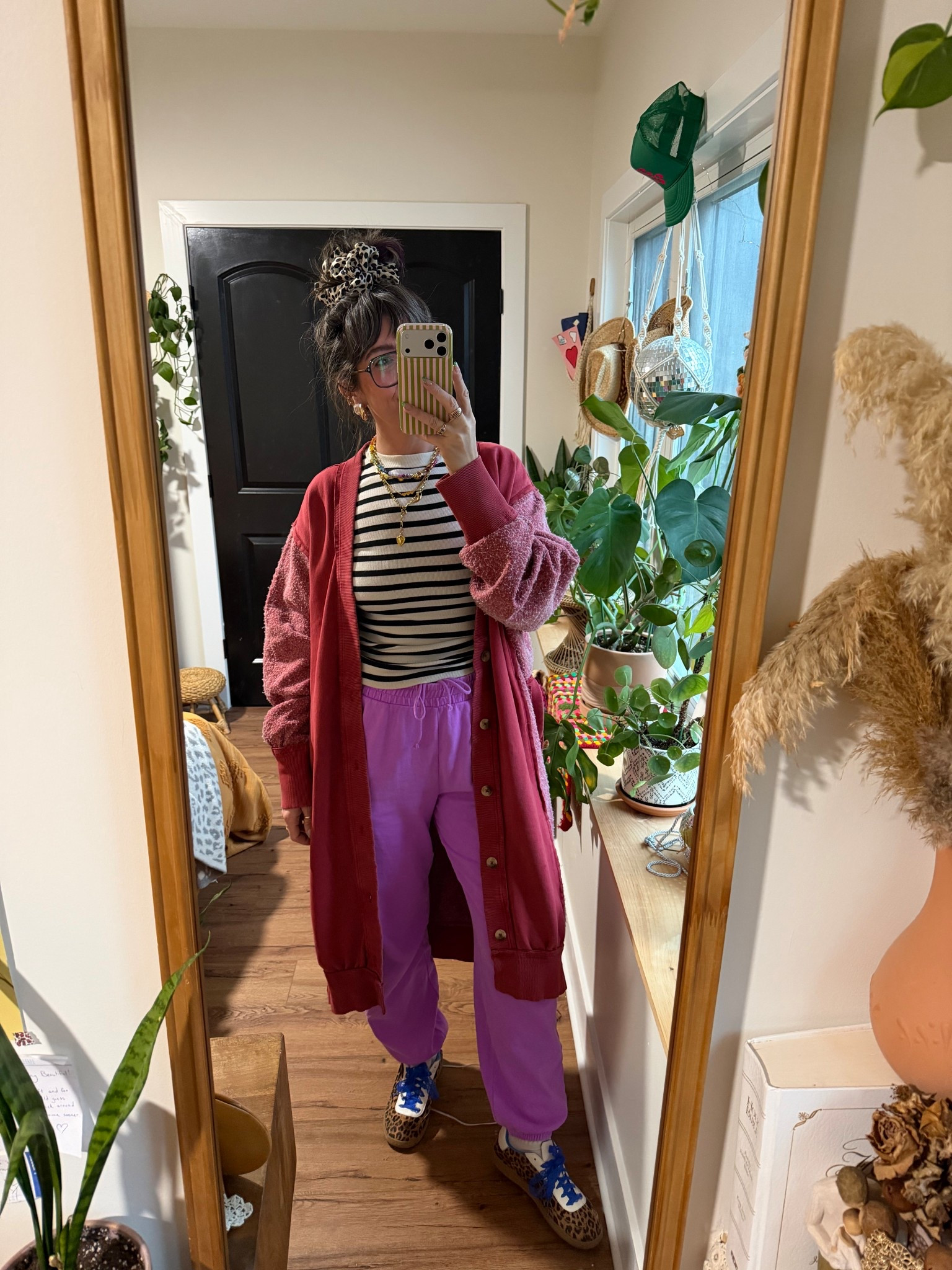 looovveeeee this cardi!! And these sweats are good!! Wearing mediums in both - cokld have definitely sized way down in the cardi- it’s extremely long and oversized but still love it! 

#LTKmomlife #LTKootd #LTKspring