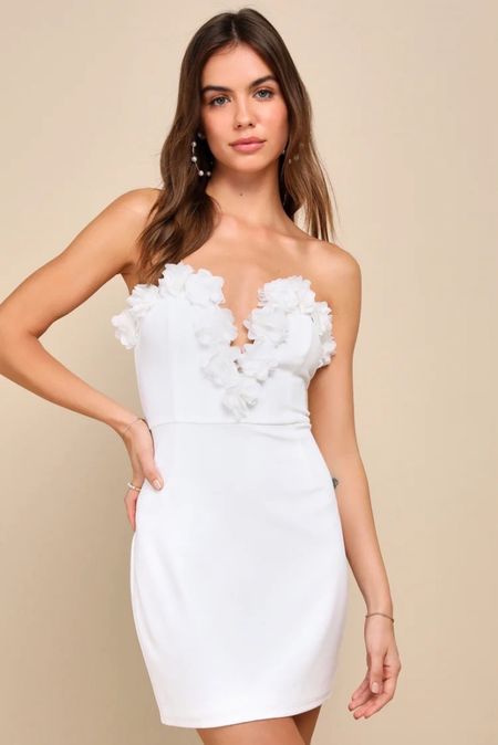 ✨Under $100: Gorgeous Wonder White 3D Floral Applique Strapless Mini Dress✨ | Wedding Guest | Spring | Dress | Wedding | Summer | Easter | Date Night | Classic | Sale | 

#LTKsalealert #LTKstyletip #LTKfindsunder100