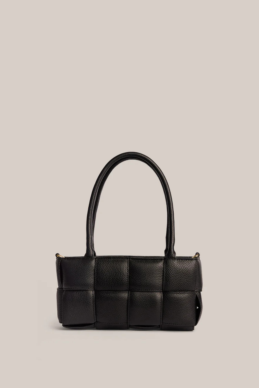 Margot Black Leather Woven East West Baguette Shoulder Bag | VESTIRSI