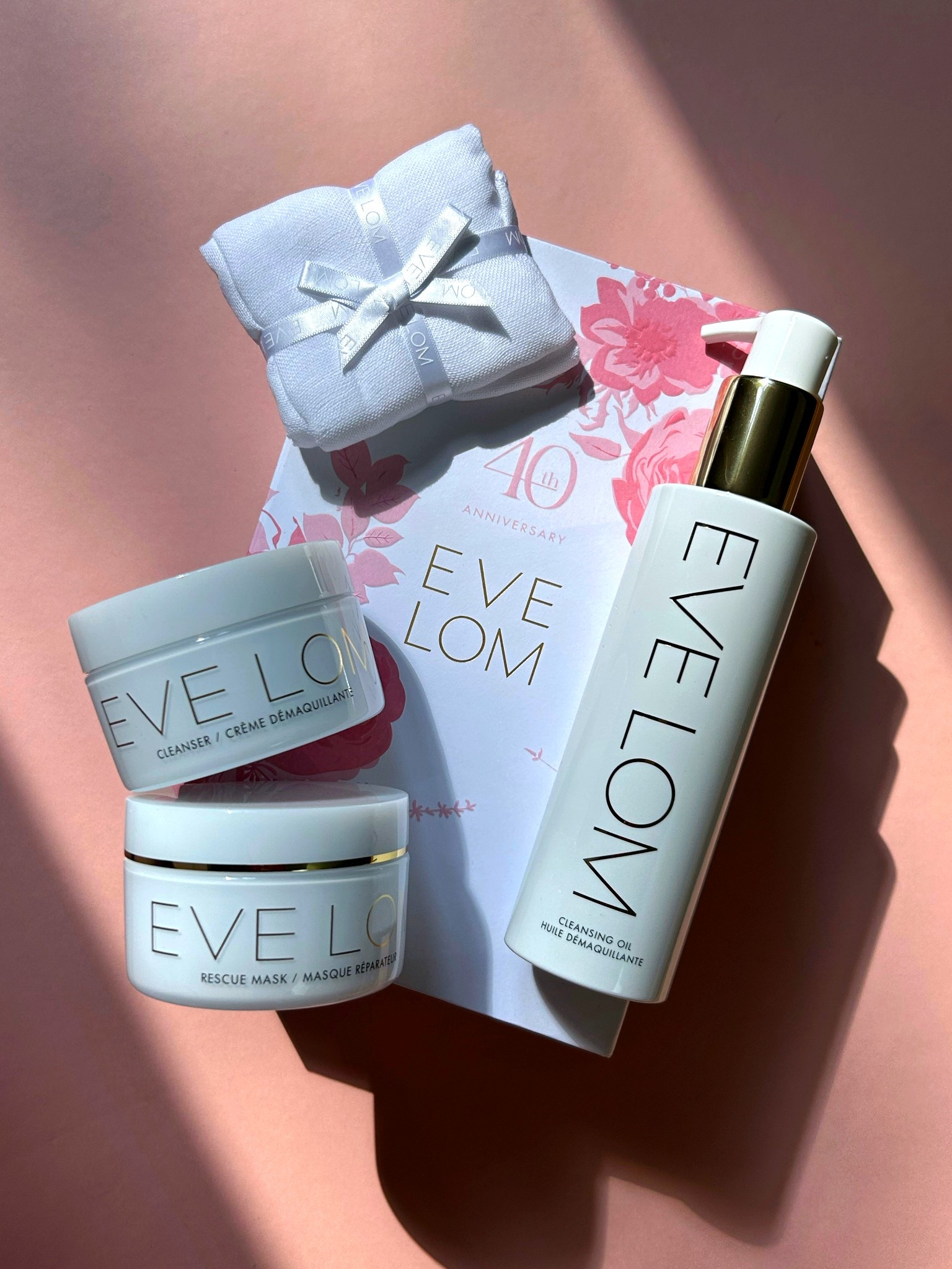 Eve Lom is celebrating 40 years of its iconic cleanser. This limited edition anniversary box features the cleanser alongside the rescue mask. I’m a big fan of the original cleanser, and I’m trying the new oil cleanser for the first time. Have you tried them? 🫧 

#LTKluxury #LTKuk #LTKbeauty