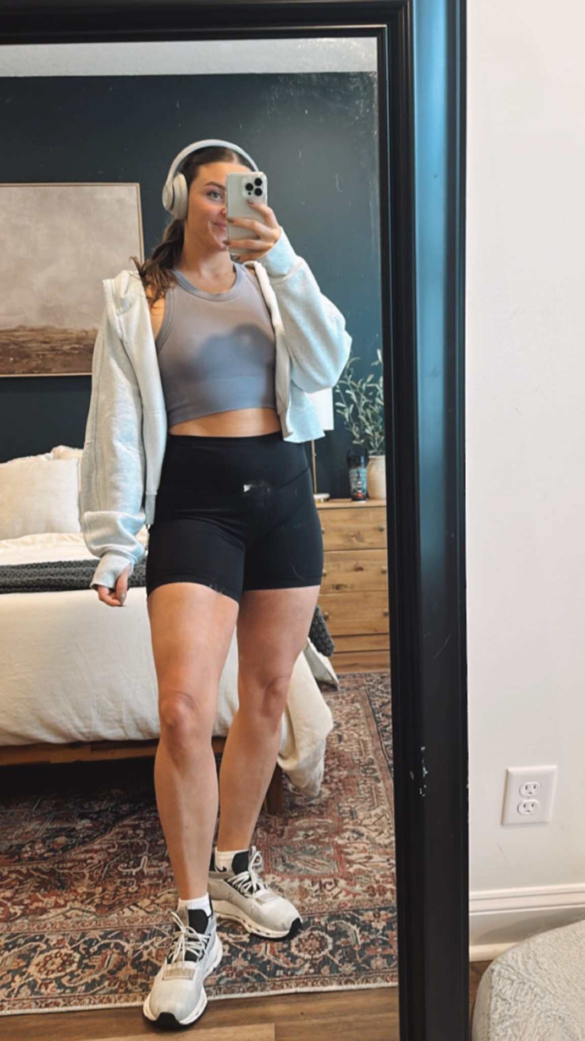 Alo tops on sale! Shoes are discounted and my beats headphones at literally 50% off rn! Don’t walk, RUN! #althleticwear 

#LTKCyberSaleDE #LTKCyberSaleIT #LTKCyberWeek