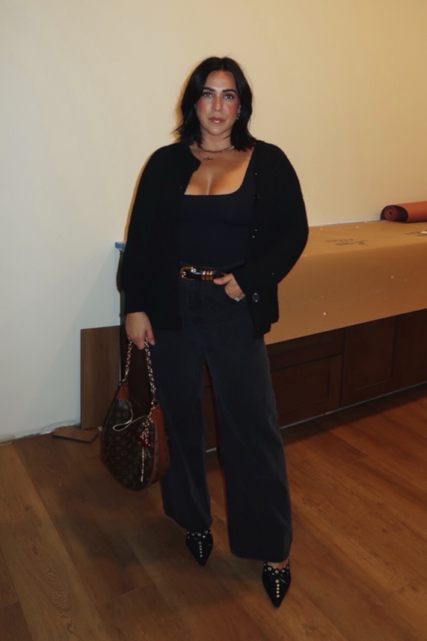 Bloat friendly all black date night look. 
Jeans are on SALE! Perfect look for NYE!

Chic mom, trendy style, elevated mom look, midsize, New Year's Eve outfit 

#LTKHoliday #LTKMidsize #LTKootd