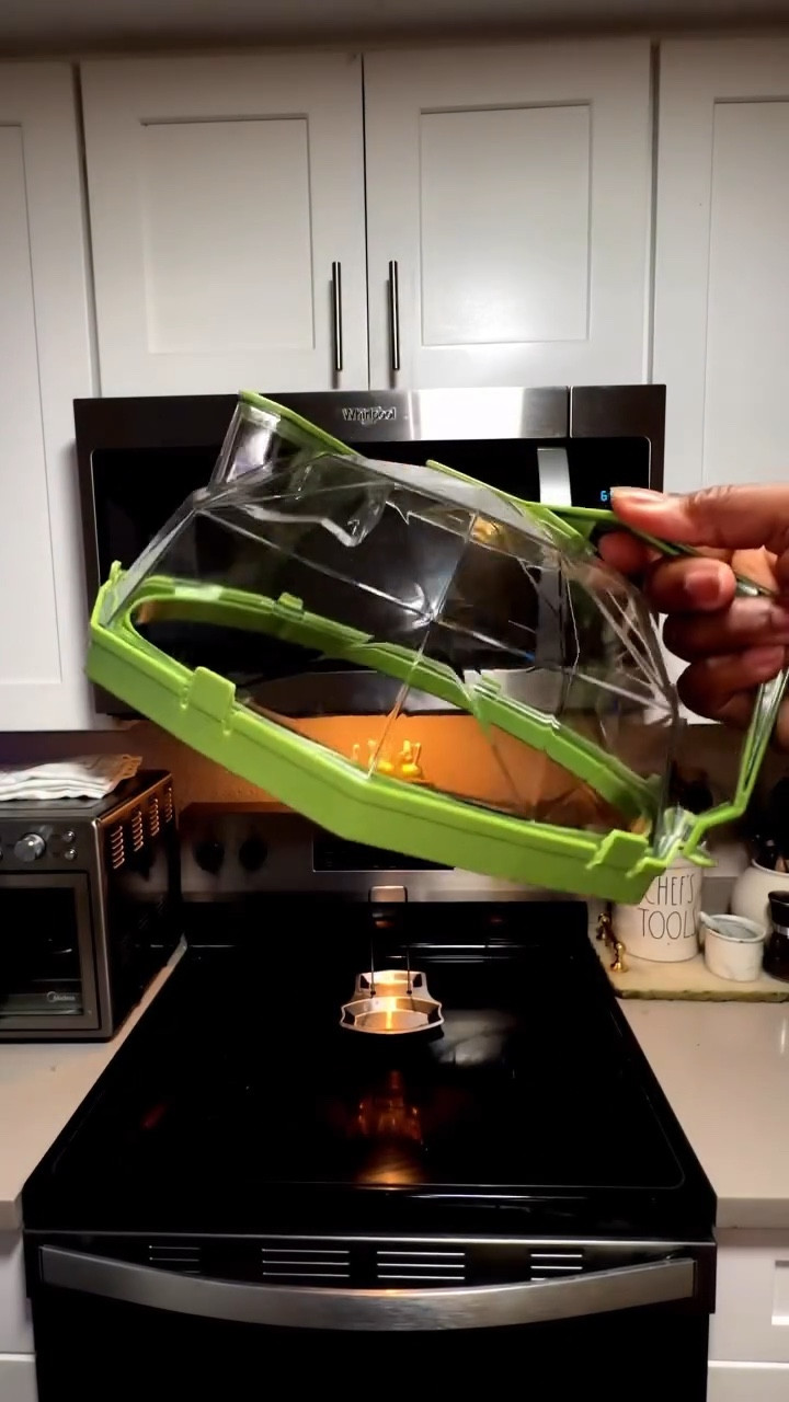 The phenomenal design of the Microwave Splatter Cover is well designster
It keep my food from splattering all over the the microwave ceiling and my leftover stay moist.

Follow me on TikTok @bourgeoisxo and shop this item and more in my showcase! 

Copy/paste the link below in your browser or click directly from my stories! 

https://www.tiktok.com/t/ZP8bqfBND/

#tiktokshop #springsale #fyp #foodsaver #cornerofmyhome

#LTKHome #LTKSaleAlert