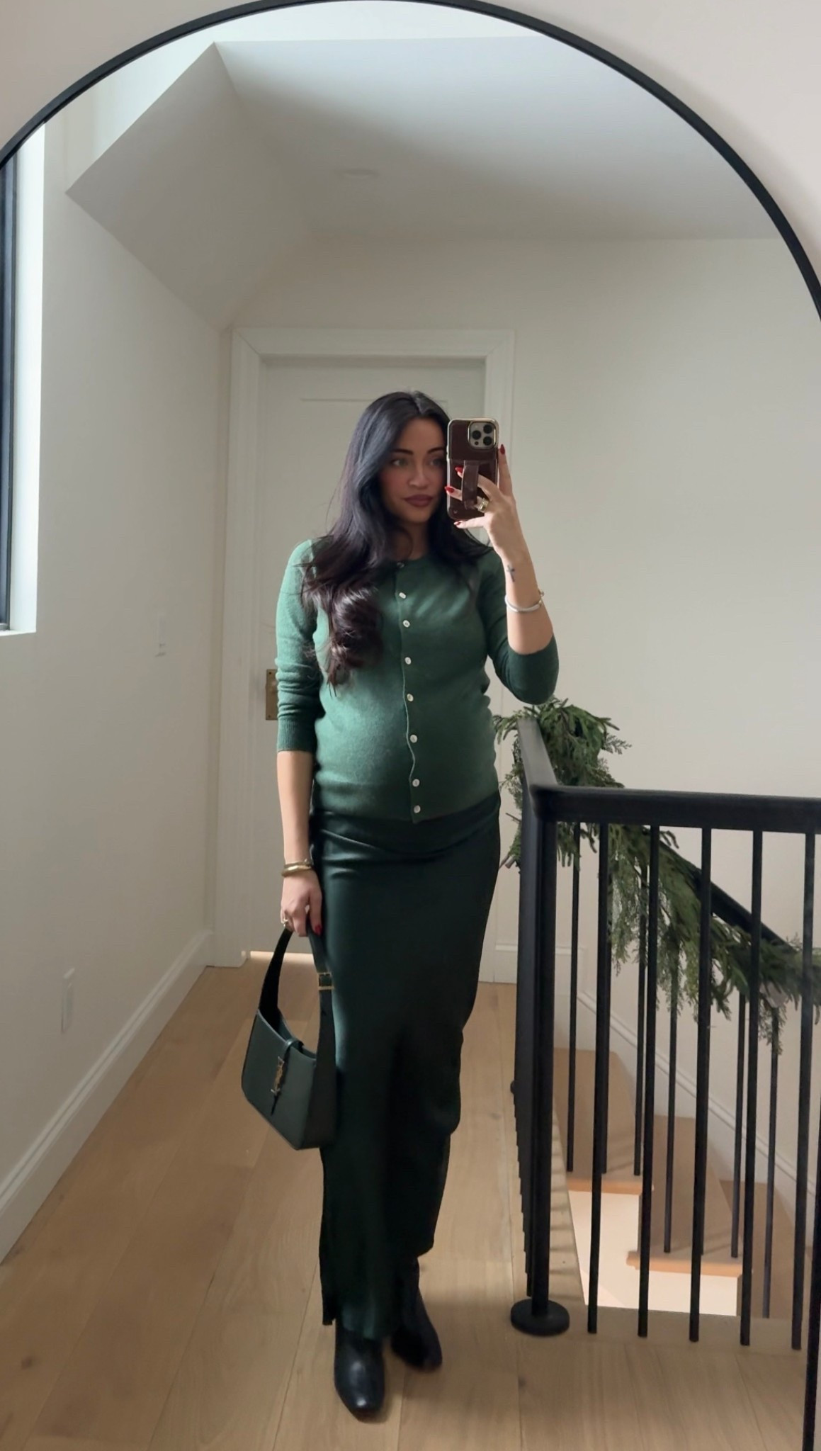 Medium sweater & large skirt 