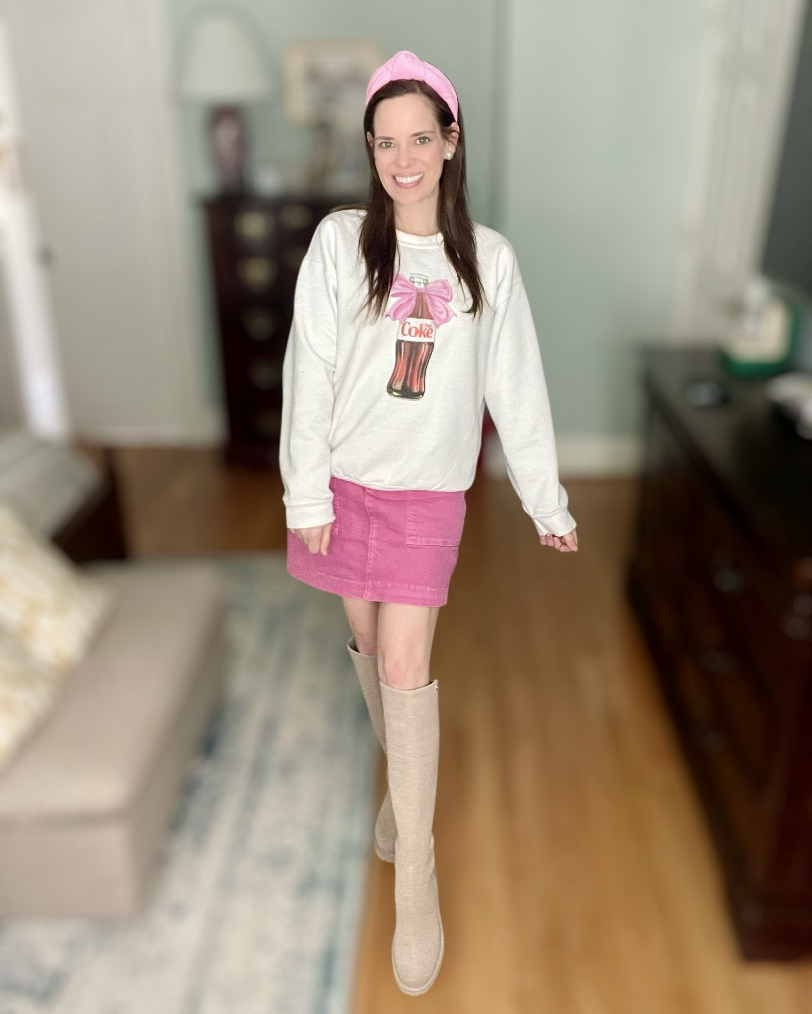 Pink Coquette Outfit with Diet Coke Bow Sweatshirt


This outfit is giving all the pink coquette vibes 💕🎀 I’m obsessed with this Diet Coke bow sweatshirt — such a fun statement piece that’s still easy to wear. I styled it with a pink denim skirt and knee-high boots for a look that’s cozy, feminine, and perfect for everyday wear 🥤💗

Finished it off with a pink headband and pearl studs for that classic girly touch ✨ This is such a cute outfit idea for Valentine’s season, casual weekends, lunch dates, or anytime you want something comfy but still totally put together.

Pink outfit inspiration, coquette style outfit, Diet Coke sweatshirt, pink denim skirt outfit, knee high boots look, Valentine’s outfit idea, girly casual style, Amazon fashion finds, Target style, affordable women’s fashion, everyday pink outfit 💕✨

#LTKValentine #LTKootd #LTKOver40