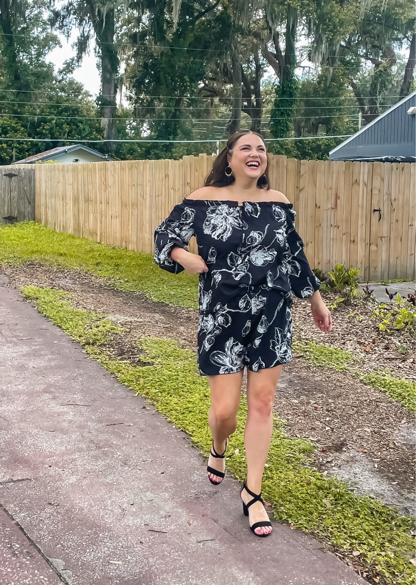 Such a pretty date night outfit or girls night outfit for the midsized girlies! 

#midsizegirls #midsizeoutfits #midsizeootd #midsizedtyle #midsizefashion