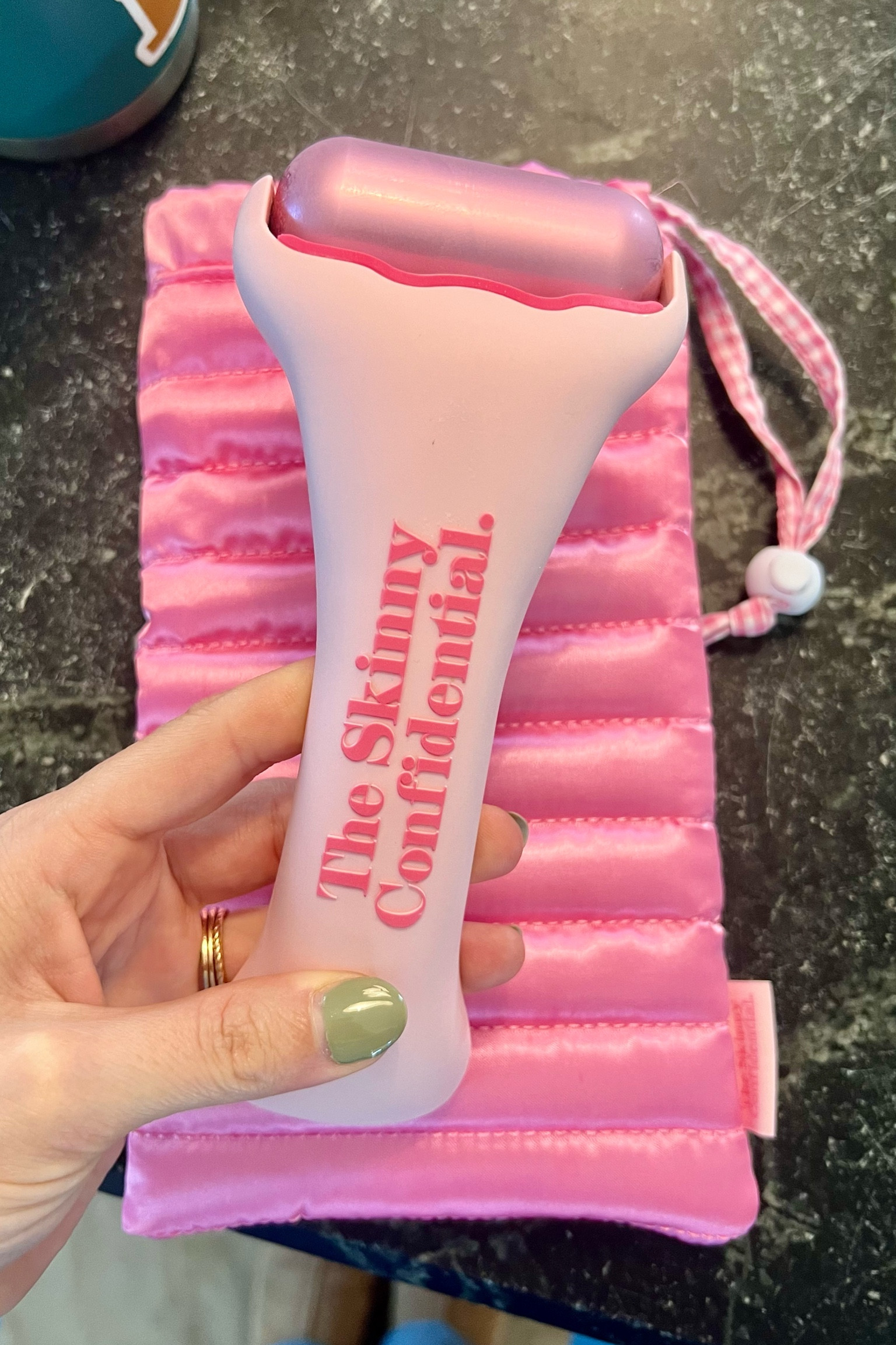 Self care Sunday 💆‍♀️🌞✨
You NEED this. I love this face roller, didn’t know what I was missing! 👏🏼

#LTKbeauty