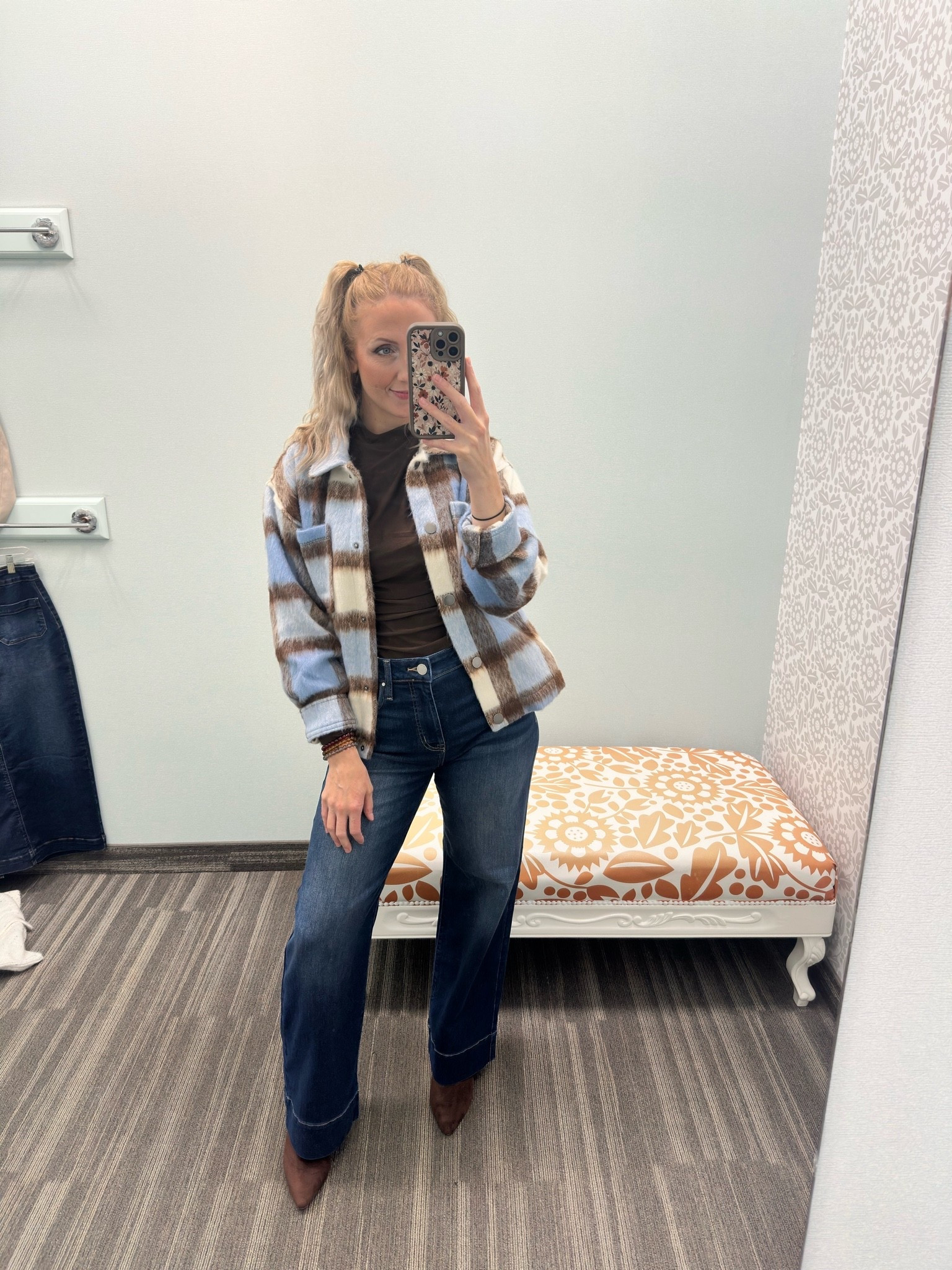 Wearing small in tops and 6 in jeans