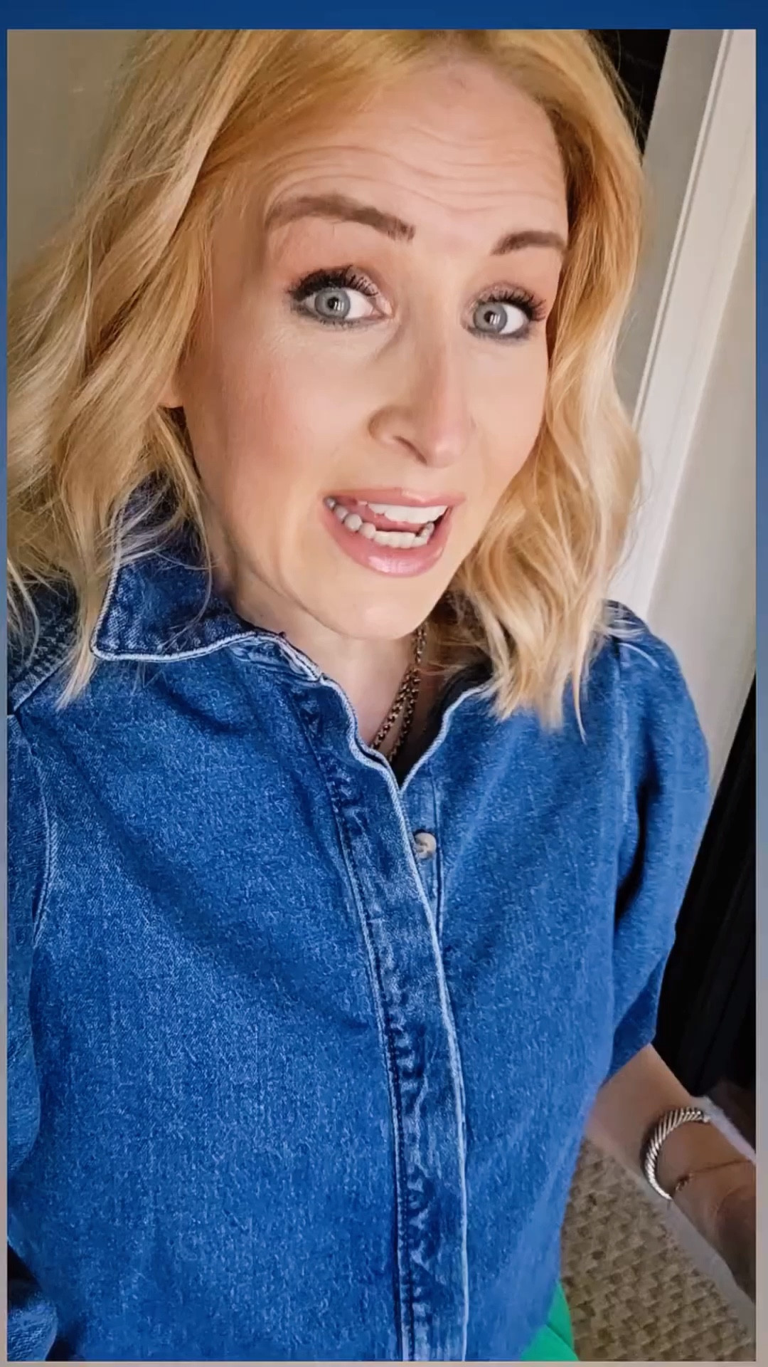 Chef's kiss perfection @walmart #scoop

Tagged solar denim & puff sleeve options

#LTKootd #LTKMothersDay #LTKdayinmylife