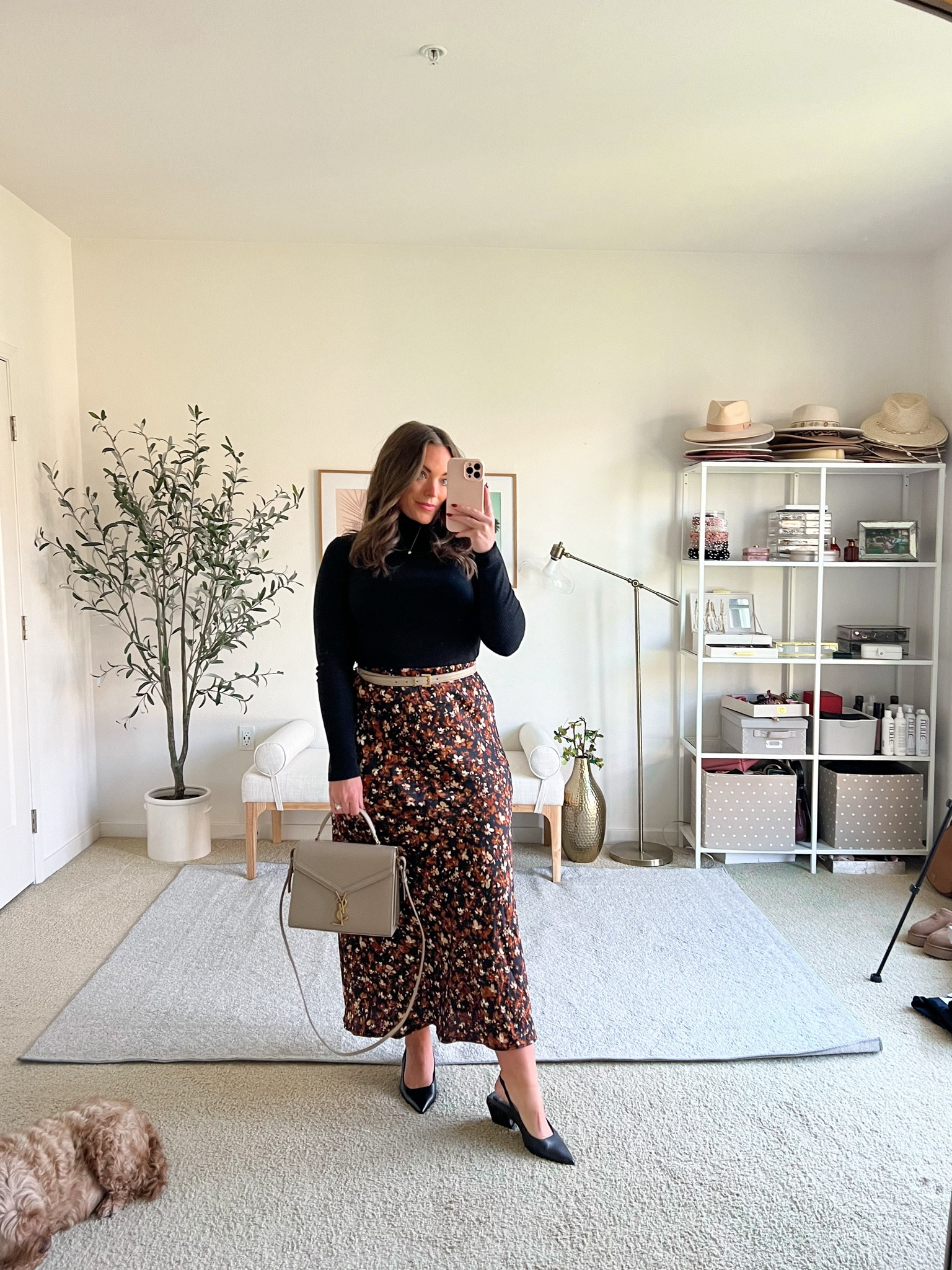 What to wear to Thanksgiving day dinner 🍂☕️✨ 

Medium in plush turtleneck 
Medium in Fall floral skirt 


#LTKMidsize #LTKSeasonal #LTKHoliday