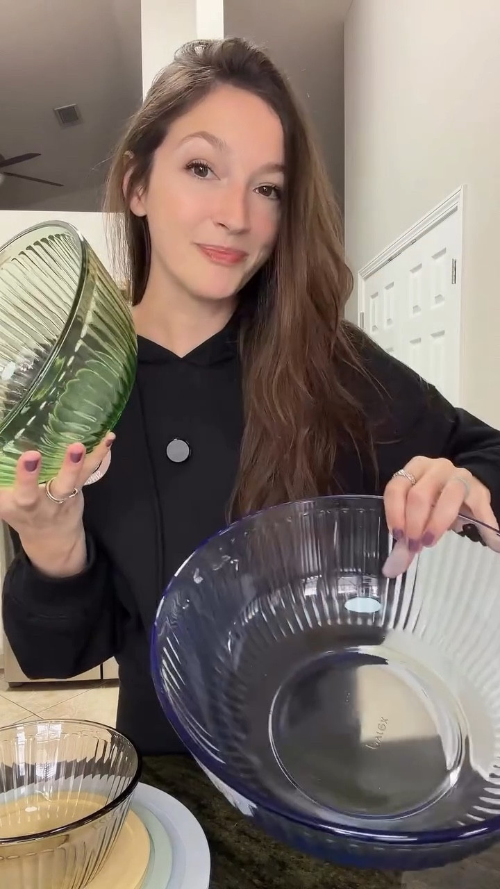 

The most gorgeous Pyrex mixing bowl set #pyrex #mixingbowls #glassware
#kitchenessentials #tiktokshopcreatorpicks

#LTKHome #LTKfoodie