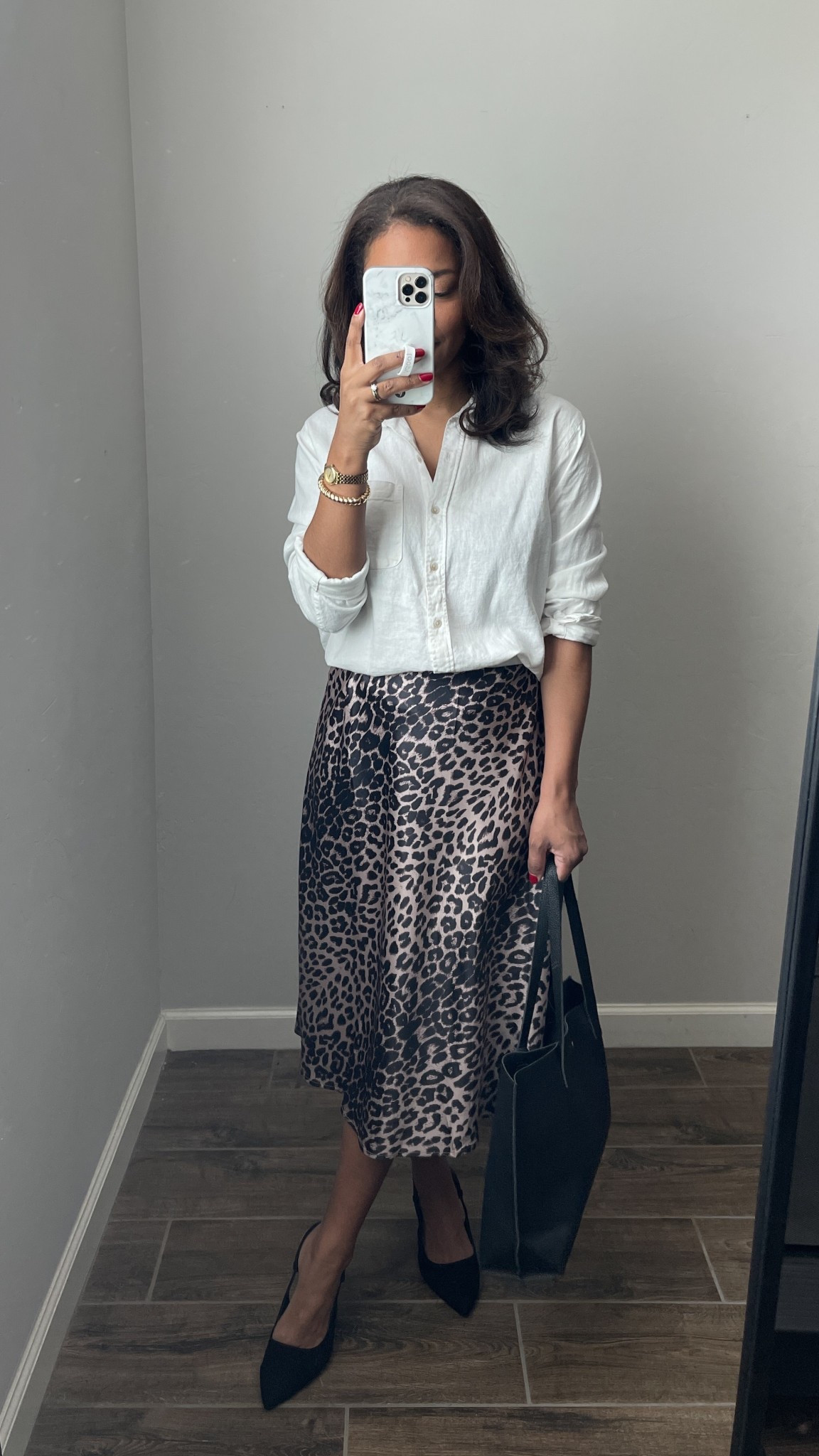 Today’s OOTD! Small in tops. Medium typically in sweaters. Pants are size small or 4, jeans are a size 27 regular
outfit of the day, outfit details, ootd
#ltkstyletip #ltkfindsunder100 #ltkover40 #ltkwatchnow