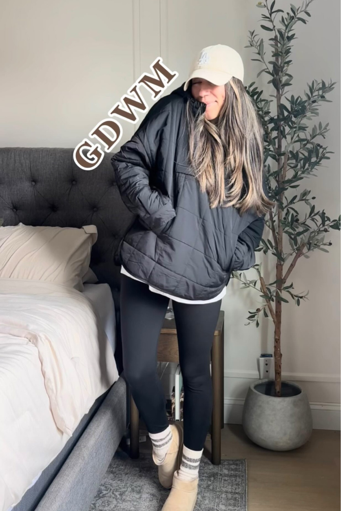 such an easy outfit to throw together✨
•
tee+leggings: sz medium @target - literally want these pants in every color made
fp inspired quilted puffer: sz medium @amazon - sooo warrrrm
lad hat: @urbanoutfitters 
boots: tts @amazon
•
#amazonfashion #everydayoutfit #outfitinspo #nanoinfluencer #mexicana #discoverunder2k #amazonstyle #amazonfinds #platformboots #ugginspired #freepeopleinspired #uggs #freepeople #quiltedjacket #oversizedtshirt #whitecrewneck #affordablefashion #over30style #schooldropoffoutfit #targetstyle #targetdoesitagain #leggingsoutfit #everydayoutfit #falloutfit
