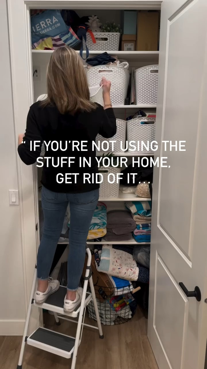 House Cleaning | Cleaning Tips | Declutter and Organize | Home | Family | Garage | Cleaning

#LTKHome #LTKSeasonal #LTKmomlife