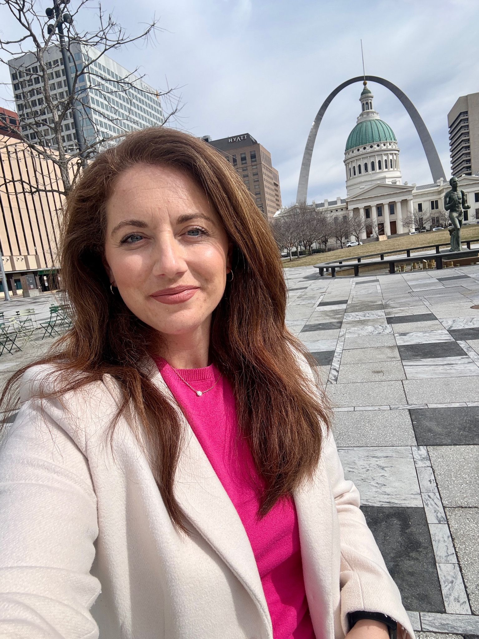 Spring temps call for spring colors! The softest sweater tee from Nordstrom Rack is the perfect transition piece! 

#LTKSeasonal #LTKMidsize #LTKWorkwear