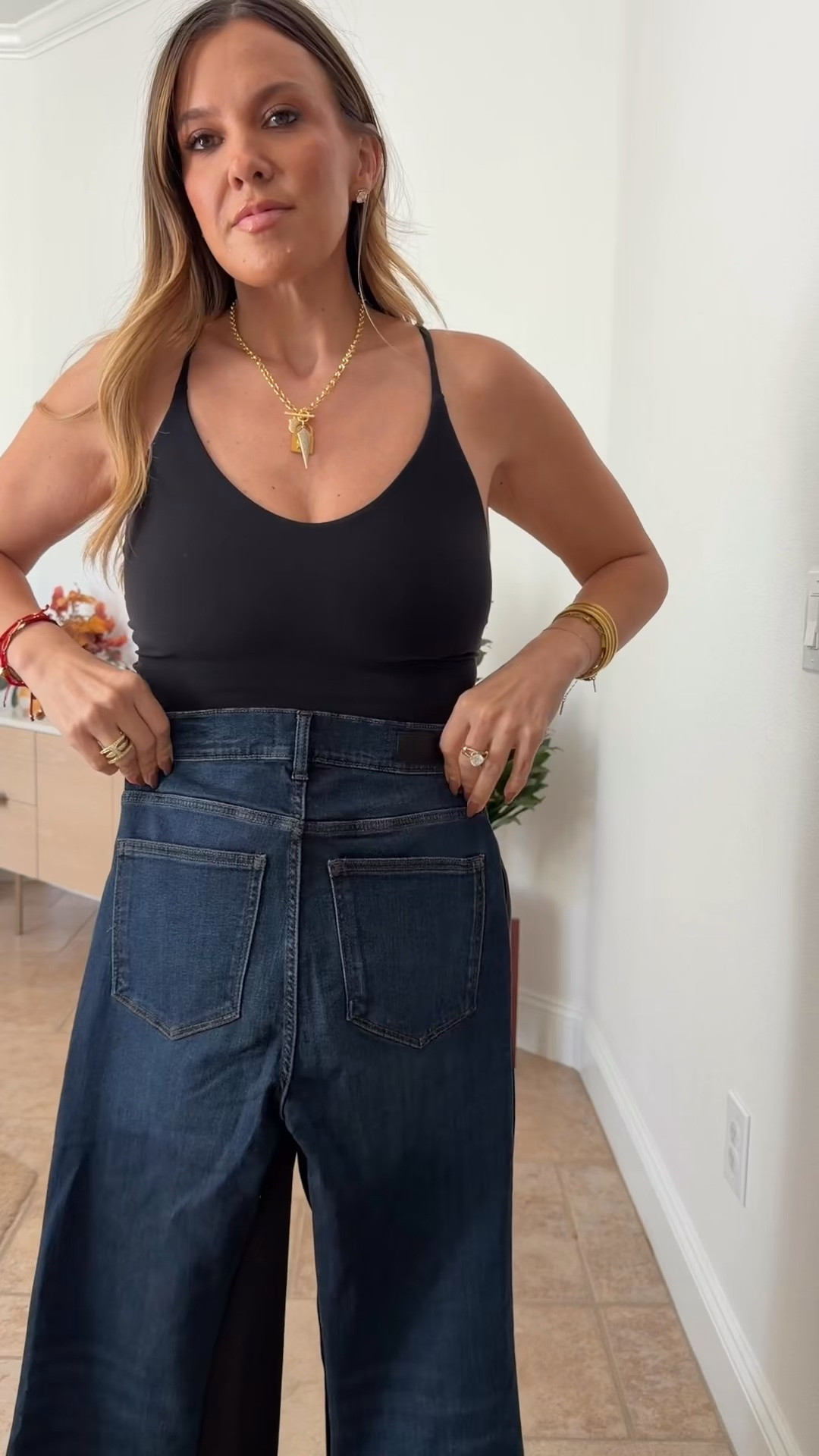 The most insane sculpting jeans! I sized down one (27) for extra lift! No muffin top. Lifted booty. 🔥

#LTKgrwm #LTKmomlife #LTKOver40