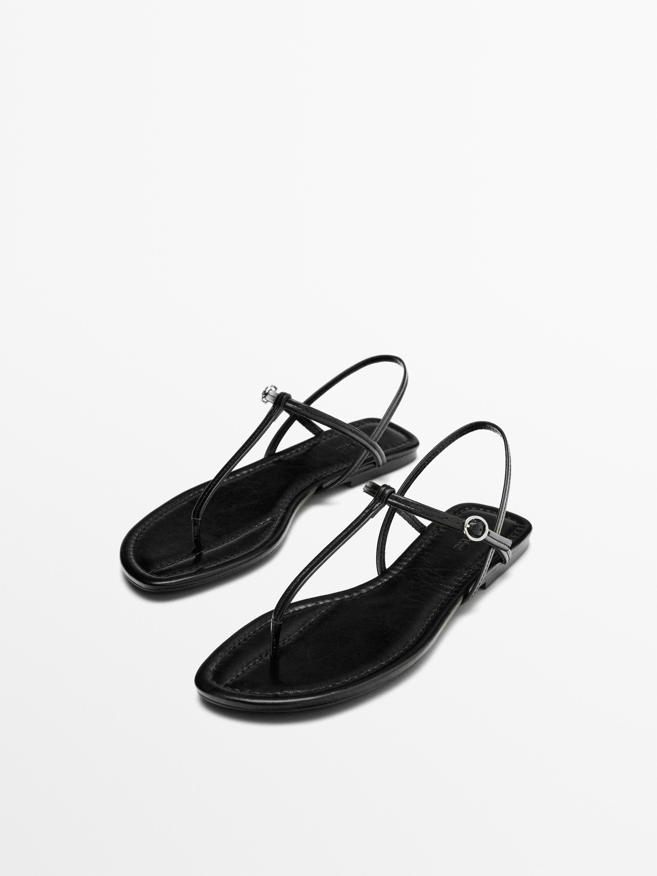 Strappy flat sandals with toe divider | Massimo Dutti UK