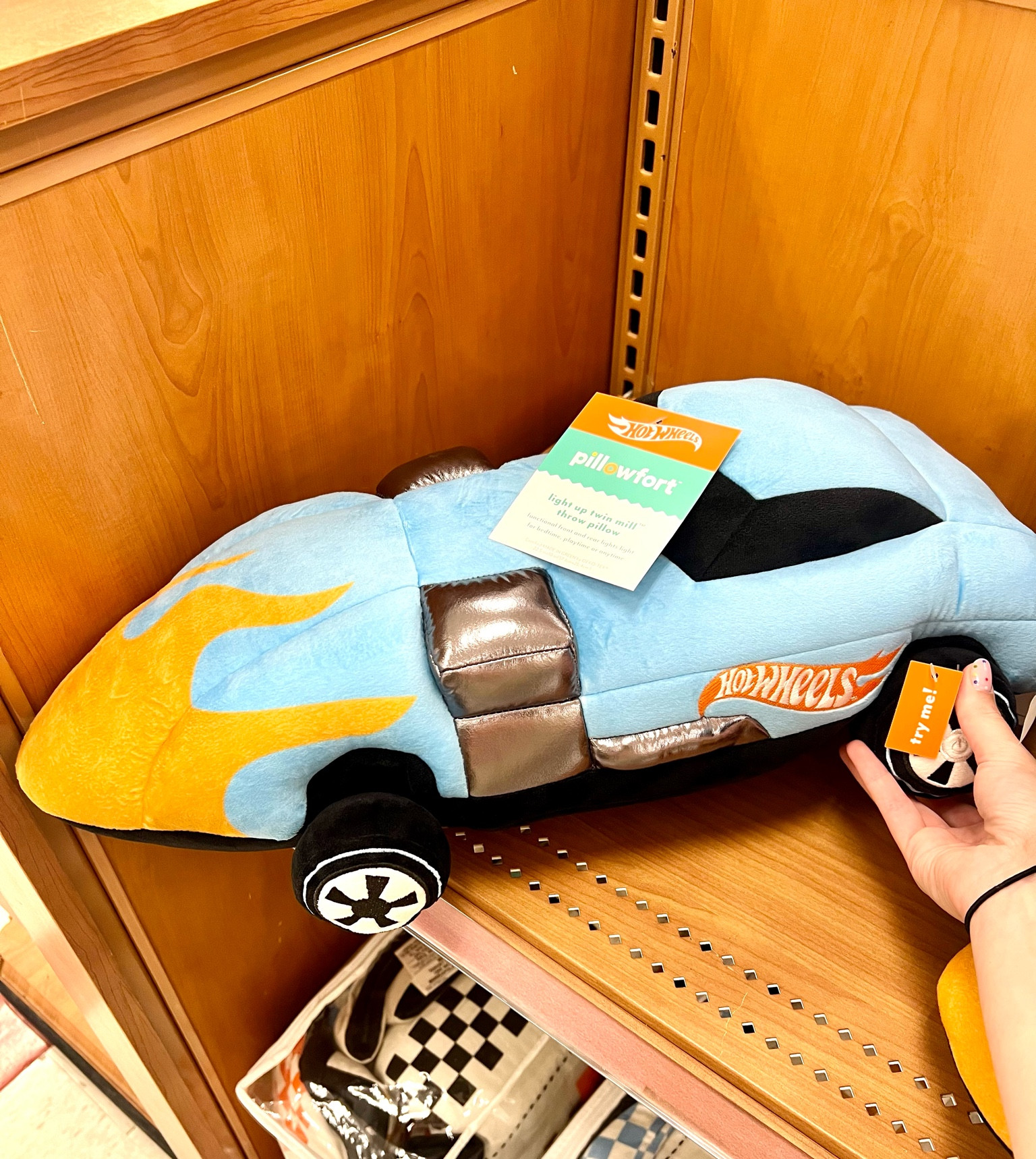Hot wheels pillow 🏎️


#LTKKids