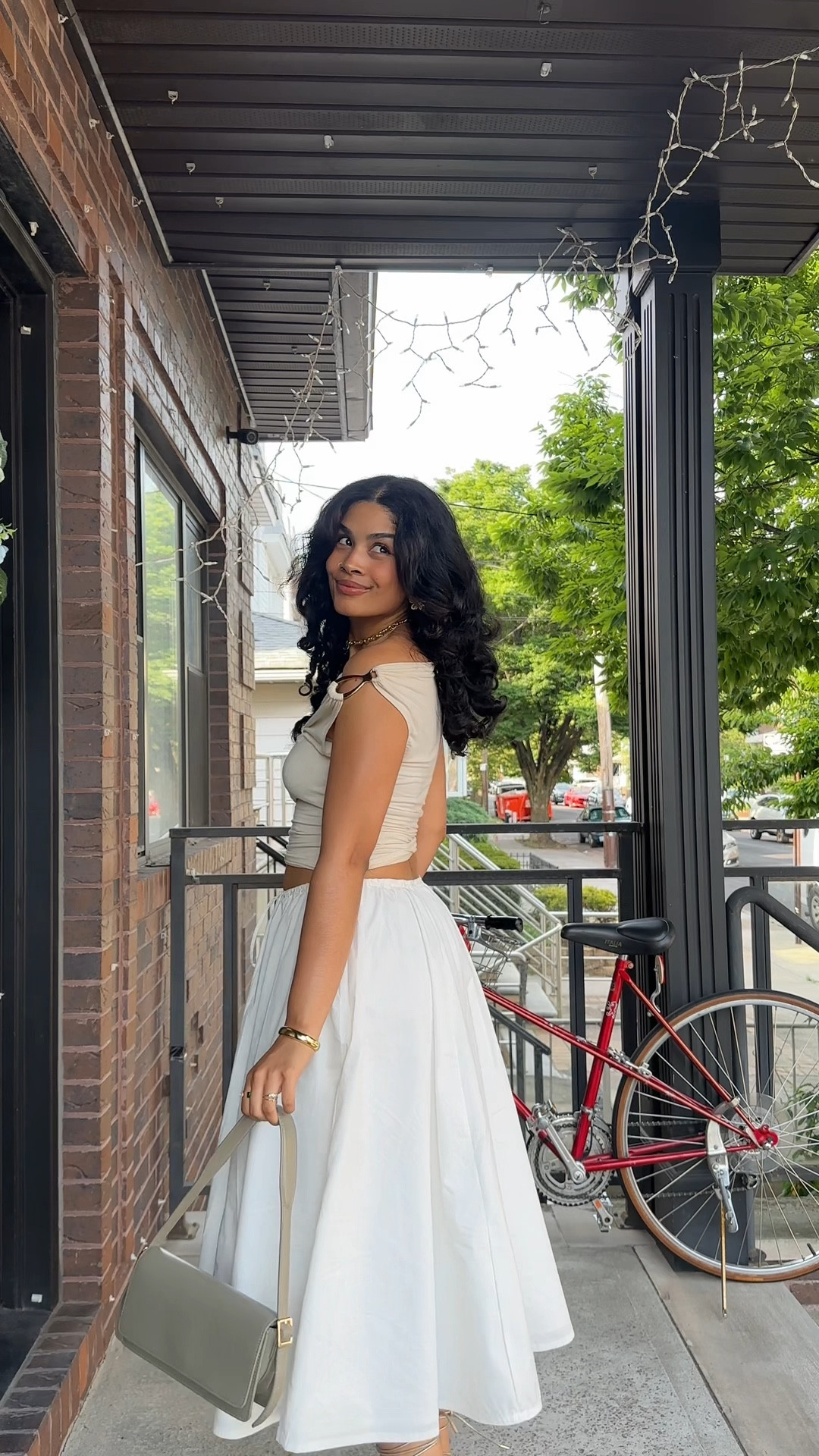 the sweetest summer outfit✨🌻

I couldn’t link the top but it’s from Fashion Nova!! It’s called “ a sure thing” top :) this is the link for it : https://www.fashionnova.com/products/a-sure-thing-one-shoulder-top-cream