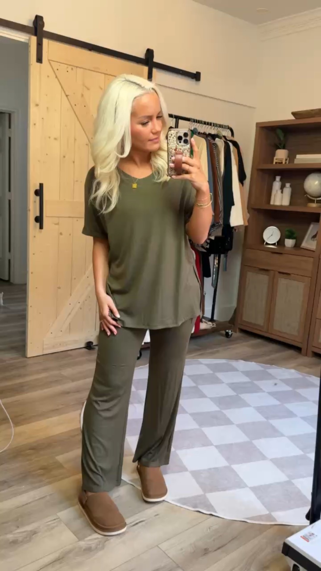 The ultimate comfy-chic set!  This  two-piece outfit is everything, featuring a short-sleeve pullover top + wide-leg palazzo pants for the perfect blend of comfort & effortless style. Whether you’re lounging, traveling, or dressing it up, this set is a must-have for any season! 

#LTKStyle #AmazonFashion #EffortlessStyle #MatchingSet #ComfyAndChic #WardrobeEssentials #LTKFinds #CasualAndCute #AmazonMustHaves #NeutralFashion #SeasonalStaples