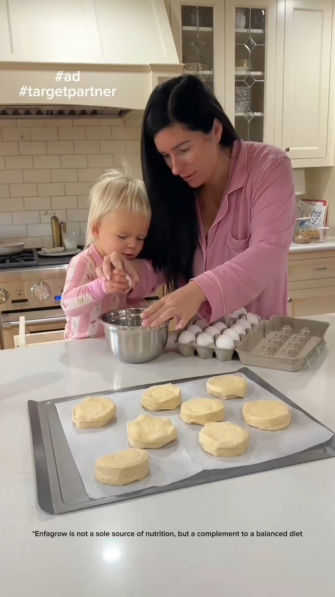 #ad Slow mornings just might be my favorite. Flashback to soaking up the last few weekends before baby sister joined us. Margot loves “helping” with breakfast, whether she decides to partake in eating it or not is a different story. Thankful for our Enfagrow gentlease, which gives me peace of mind that she's getting the nutrition that she might not be getting from diet alone.  Gentlease has easy-to-digest proteins and 29 total nutrients that perfectly complement your little one’s diet, helping to fill nutritional gaps. We pick ours up on our @target runs! Linking @enfamil Enfagrow Gentlease below if you want to read more + talk to your pediatrician. #targetpartner #target #enfagrow
