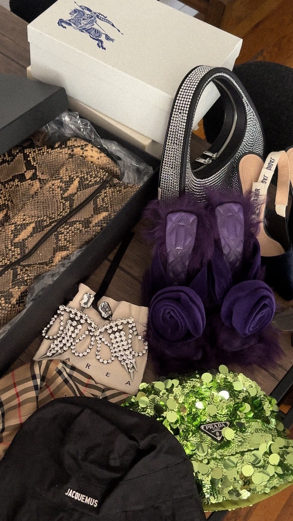 If it's not aligned, it's getting reassigned (S
Closet detox, but make it intentional. I'm letting go of the pieces that had their moment and making room for the ones that match where I'm headed. Consigned the old, curated the new with @therealreal. Growth looks good on me.
#TRRPartner #gifted #shopaholic #closetcleanout #decluttering

#LTKSpringSale #LTKootd #LTKSaleAlert