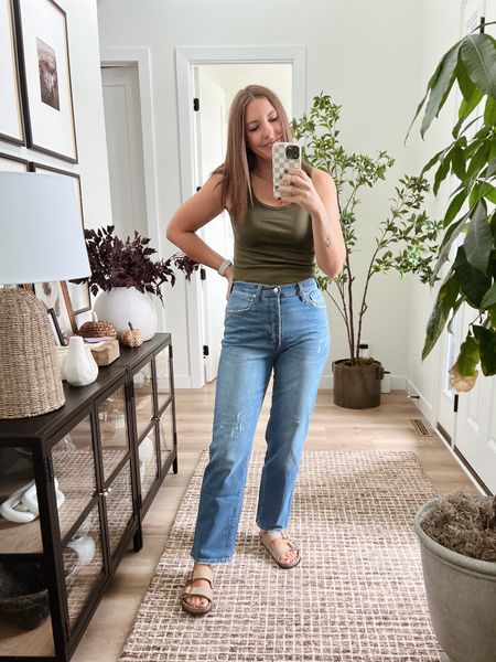 New Target jeans and I’m obsessed! So comfortable, they are long enough for my 5’9” body, fit TTS, AND are 20% off! Only $25 🤯

#LTKfindsunder50 #LTKsalealert #LTKSeasonal