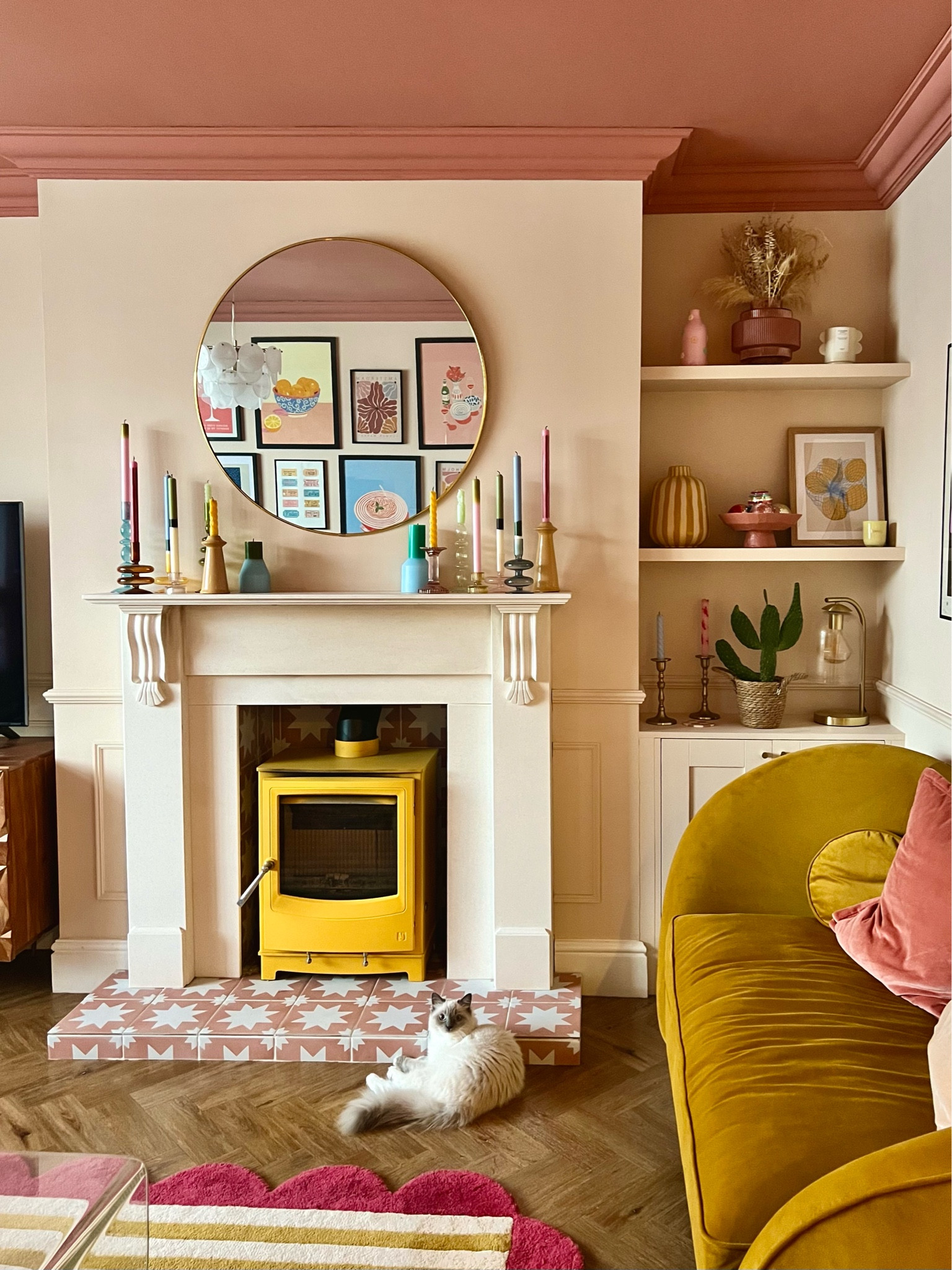Colourful living room decor 

#LTKuk #LTKeurope #LTKhome