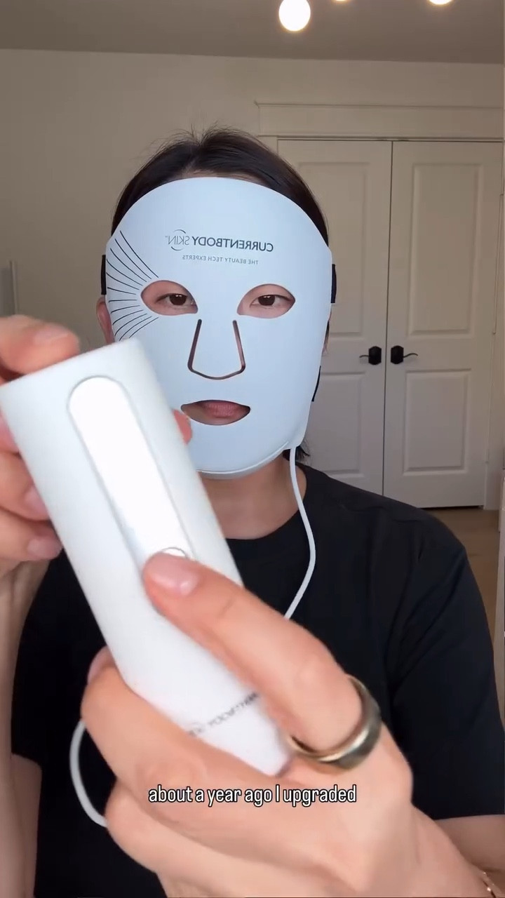TAMSCB for discount 
the best LED Red light mask ON the market and why everyone should be using one @CURRENTBODY 


#LTKBeauty #LTKGiftGuide
