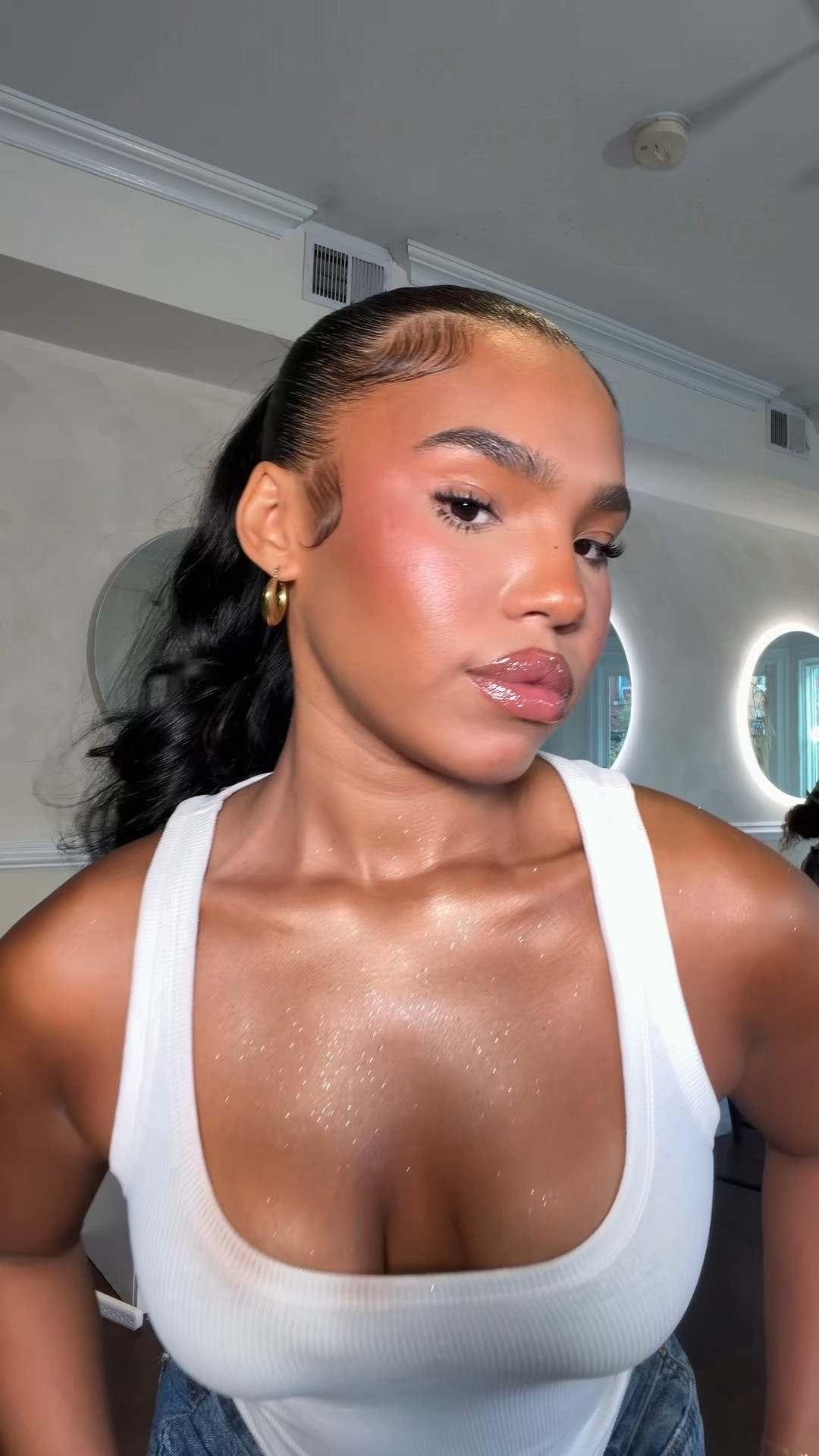 Body glow of my dreams

#LTKBeauty #LTKgrwm