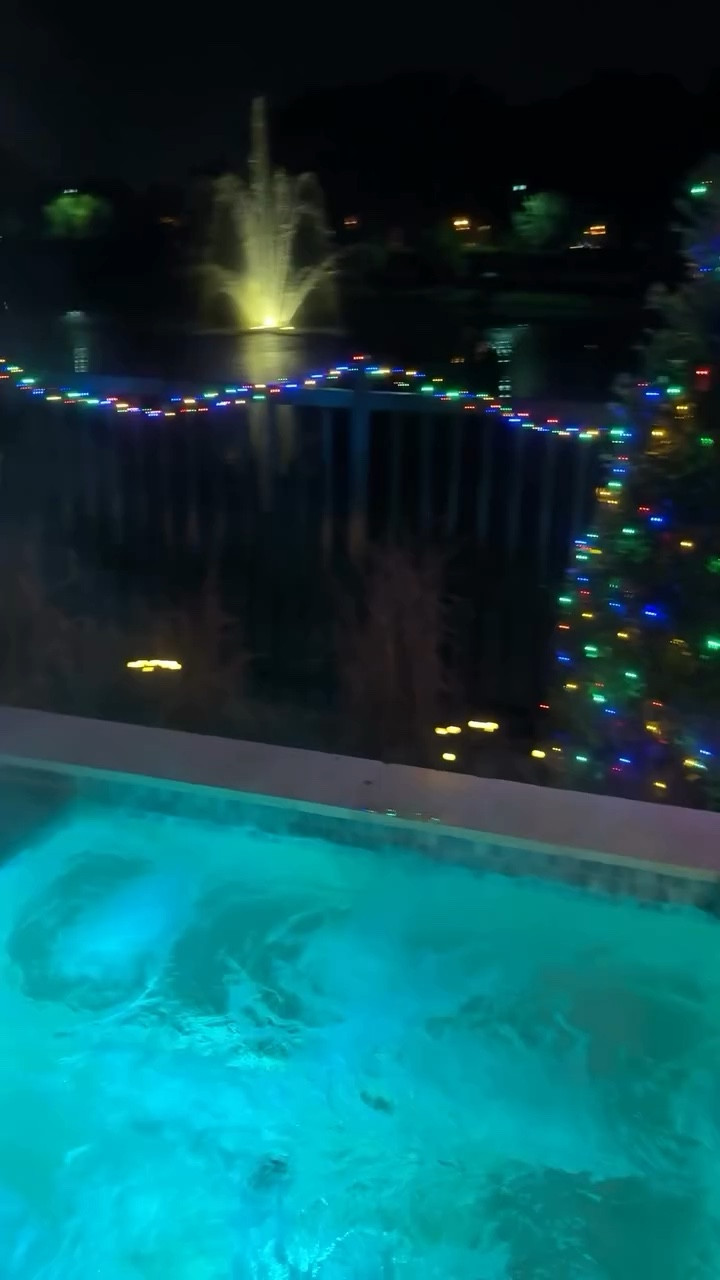 Decorate our backyard in Disney World with me 🤶🏼🎄

I had so much fun putting up all the lights and creating the most chaotic Christmas backyard ever !! 

Ps. There is a NEW video going up on my channel …. Like … NOW 😳 with some pretty big news & A LOT of REAL TALK !

#disneyworldorlando #christmasdecor #disneyhome #disneyworld #disneychristmas #christmasindisney #christmasdecorating #christmaslights