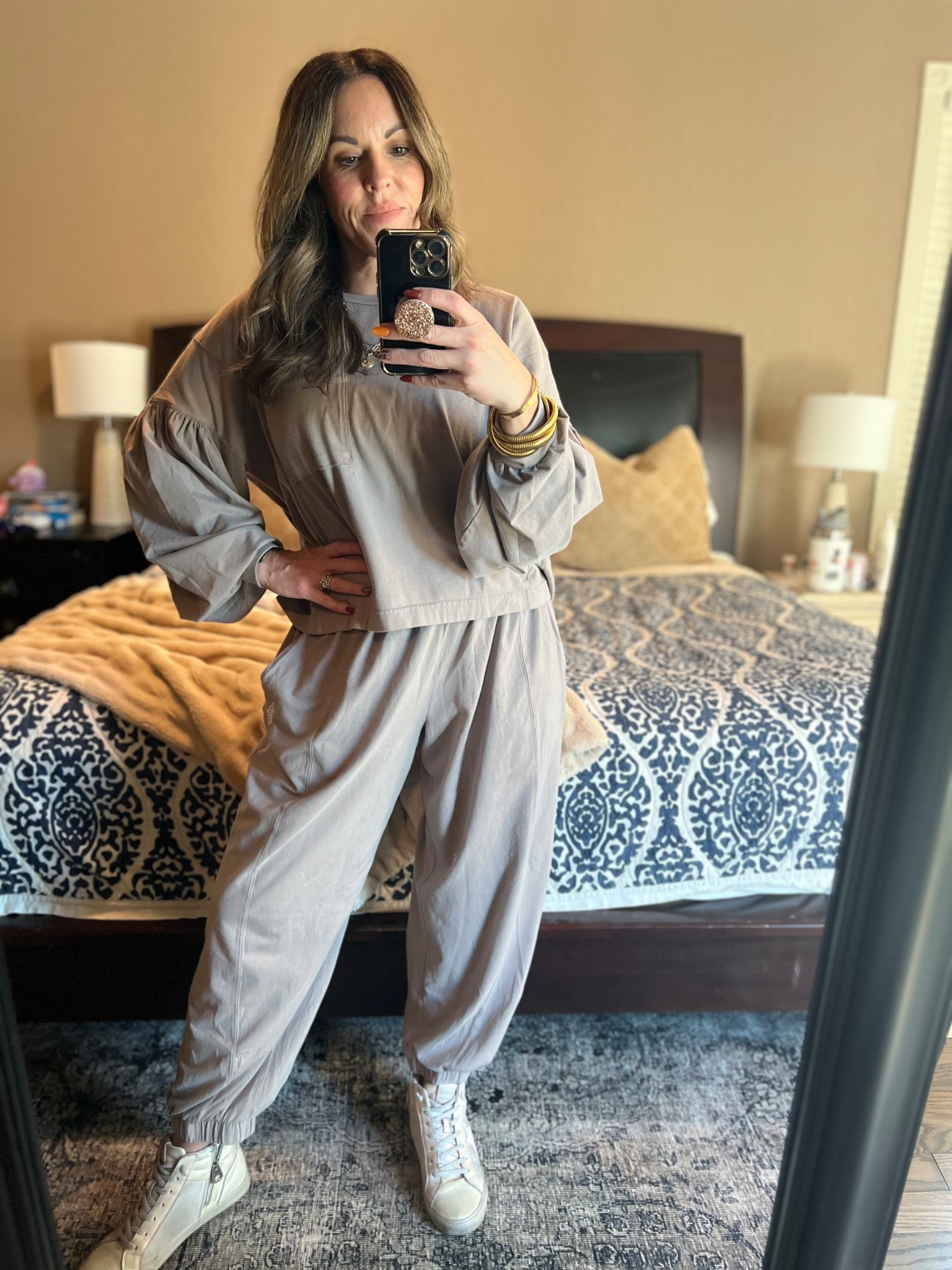 Love a fall comfy fit! #freepeople #hotshotset #fallfit 

#LTKOver40 #LTKStyleTip #LTKActive