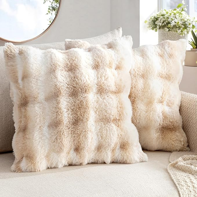 MIULEE Faux Fur Pillow Covers Thick Soft Plush Throw Pillows Luxury Home Decor for Couch Bed Bedr... | Amazon (US)