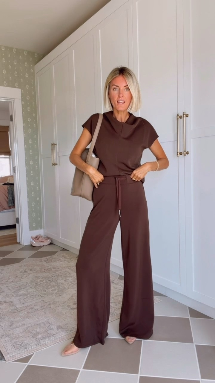 Spanx matching sets are the perfect mix of comfy and polished! This cowl neck top and coordinating pants are such an easy everyday look. Wearing S tee and S regular in pants. @Spanx #SpanxPartner New customers, use BRITTANYXSPANX for 15% off your first purchase + free shipping (excludes sale items)!
