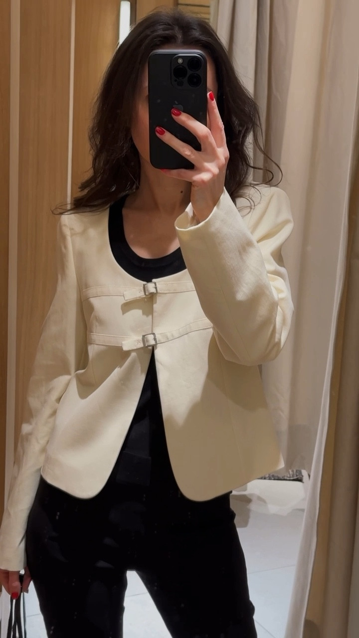 Stunning Mango total look 🖤 All the pieces are from Mango's capsule collection, named 'Selection’. High quality fabrics, minimal clean designs, essential pieces for a capsule wardrobe. Just in love with them! I am wearing double-buckle jacket, capri pants, mesh pattern shower bag, and viral Miu-Miu style slingback heeled shoes.

Tags: Mango new-ins, Mango new collection, Mango Selection, Mango new arrivals, spring look, spring outfit, casual look, spring fashion, spring style, easy styling, simple everyday look, chic & basic outfit, primavera, effortless, Parisian look, casual outfit, street style, city break look, brunch outfit, linen essentials.

#LTKSeasonal #LTKVideo #LTKstyletip