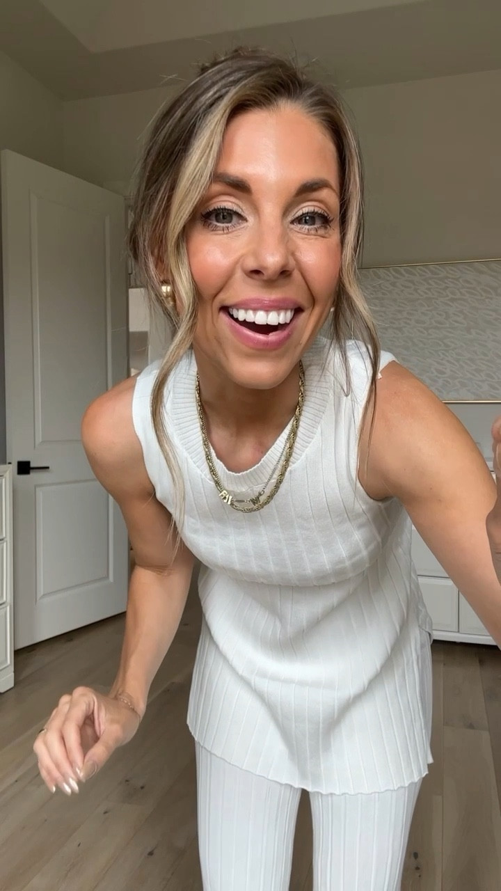 Amazon two piece set!!



#LTKstyletip #LTKfindsunder50 #LTKCyberWeek