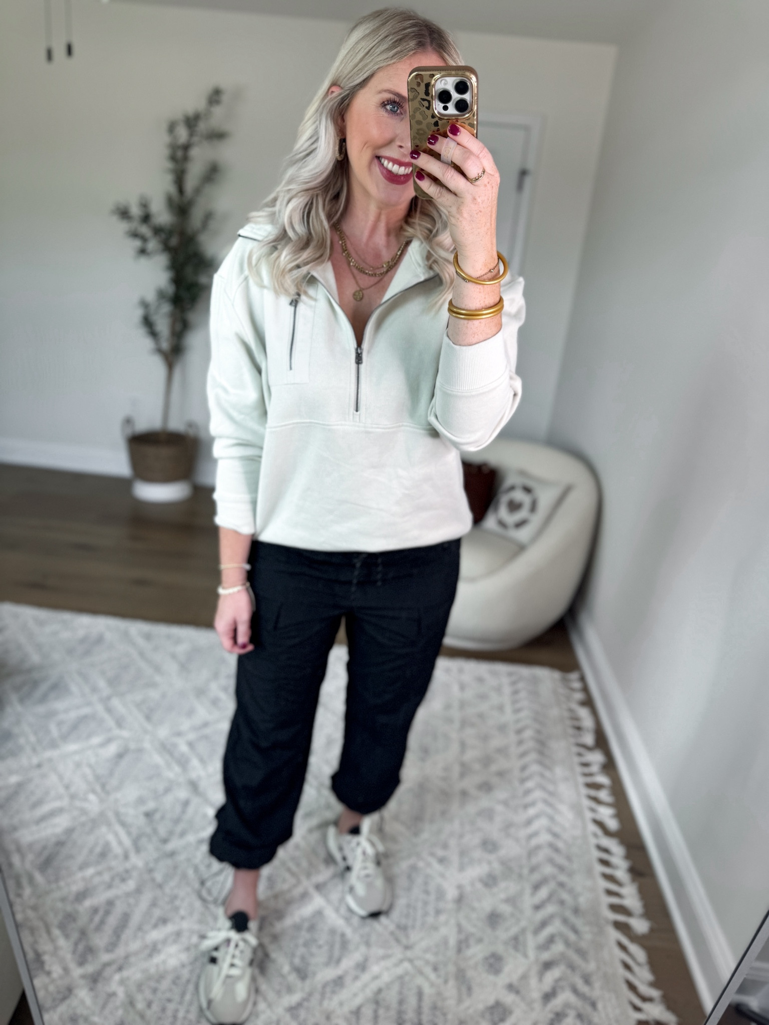 Weekend Walmart Wins Try On
Half zip pullover- medium 
Cargo sweats- medium 

#walmartpartner #walmartfashion @walmartfashion

#LTKActive #LTKSeasonal #LTKFindsUnder50