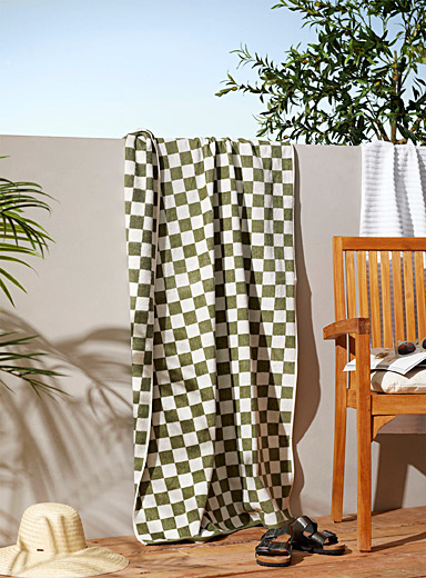 Olive checkered beach towel80 x 160 cm | Simons