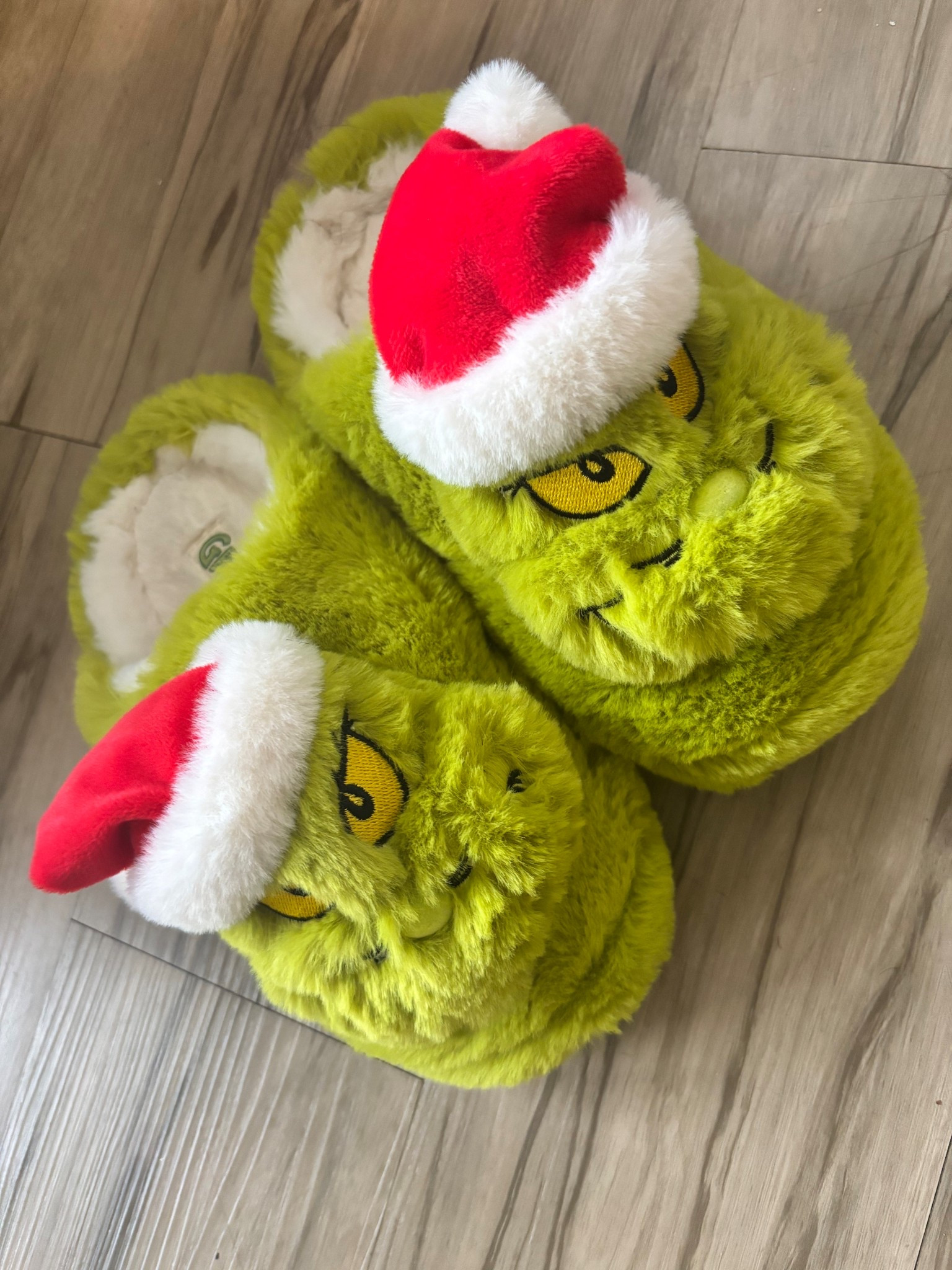 Holiday slippers 

#LTKGiftGuide #LTKSeasonal #LTKHoliday