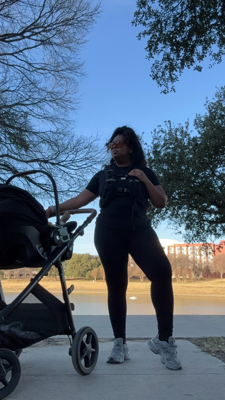 Adding some resistance to my daily walks, with this weighted vest from @amazonfindsandfashion 

#LTKmorningroutine #LTKfitnessgoals #LTKdayinmylife
