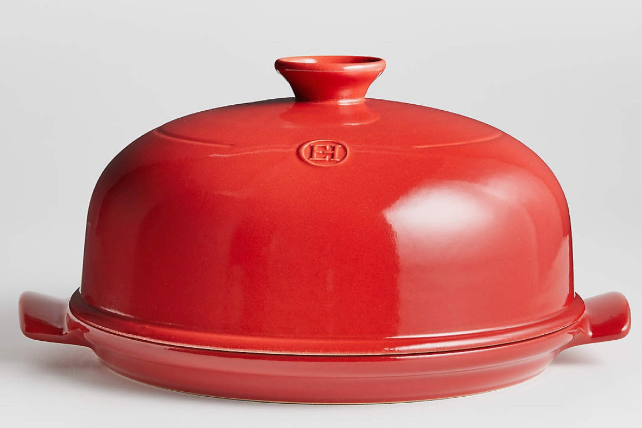 Holidays see us all baking more so bring home this clay bread cloche made in burgundy france and make some yummy artisanal sourdough 

This is a piece that will last forever and be handed down in your family kitchen 

#bread #cloche #emilehenry


#LTKhome #LTKGiftGuide #LTKHoliday