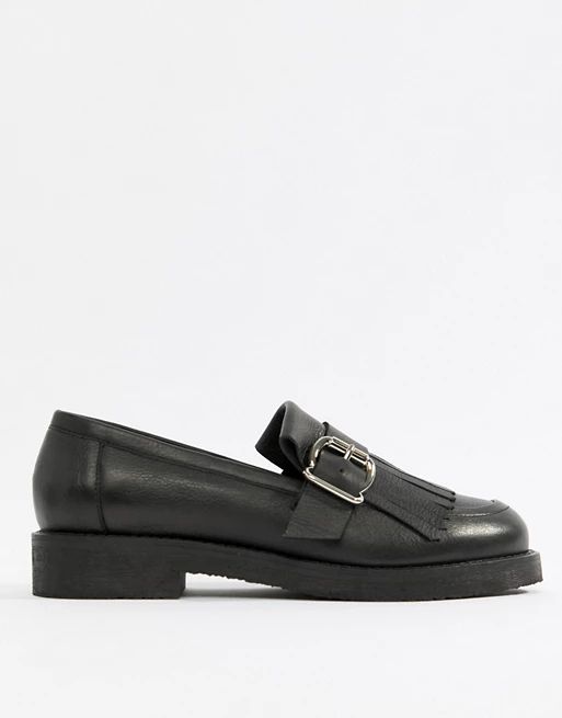 Office – Fisher – Klobige Loafer aus schwarzem Leder mit Schnallen- und Fransendesign | ASOS DE