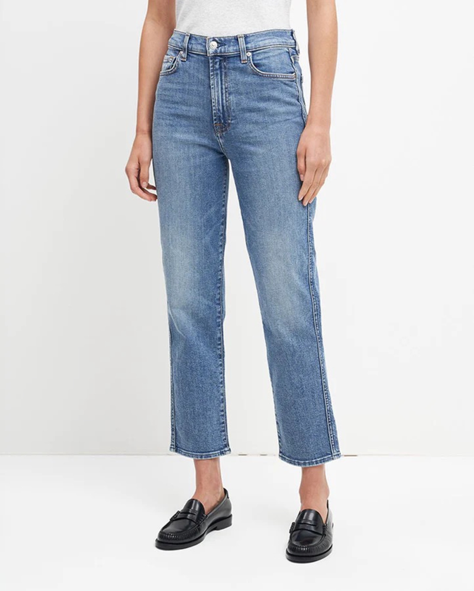 The best madewell jeans just went on sale!! Absolute steal snag them while you can!

#LTKitbag #LTKFind #LTKfit